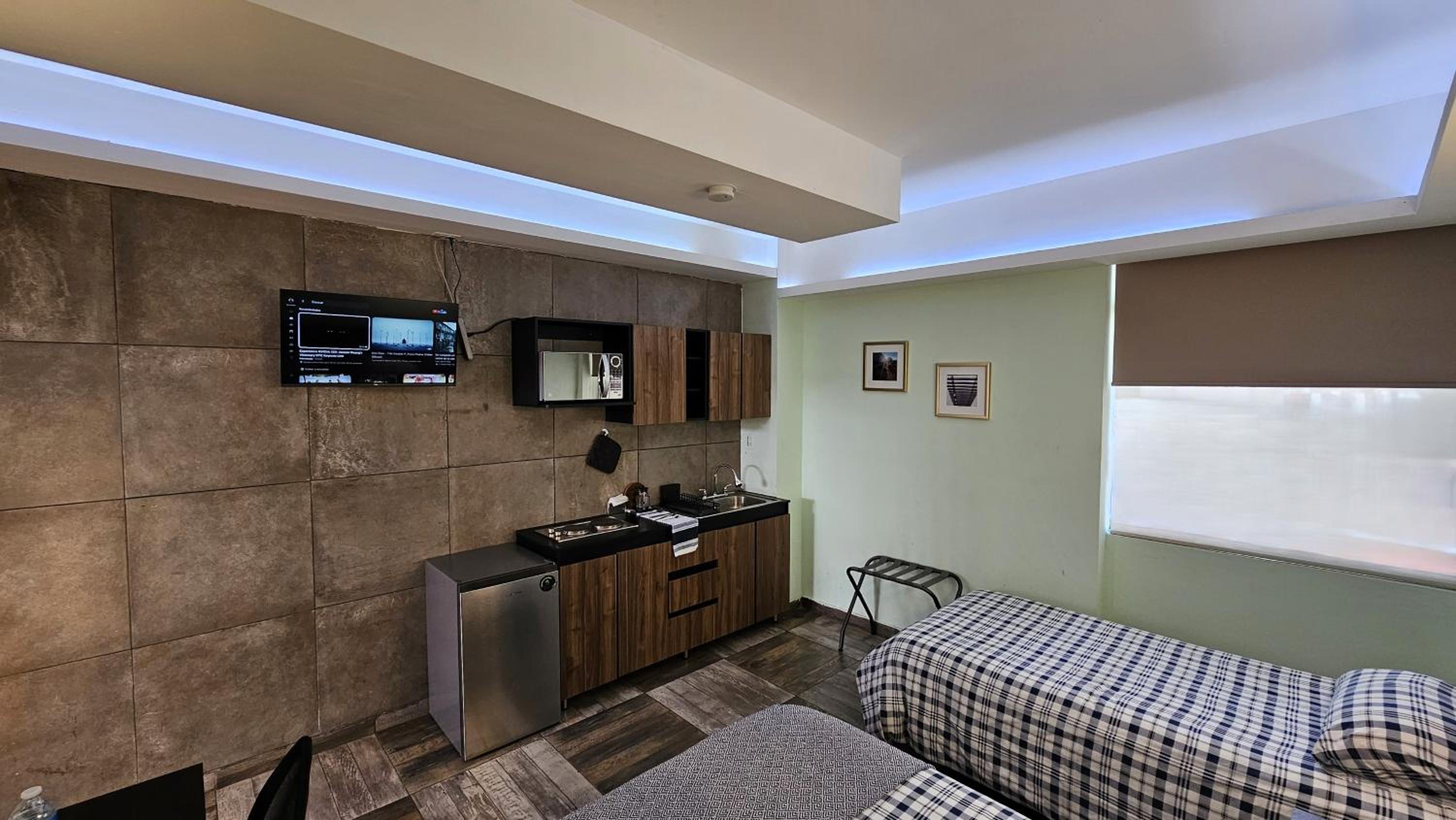 A30 Premium Suite BLACK PLUS Cocina Terraza Companies Work Teams 1-3 PAX