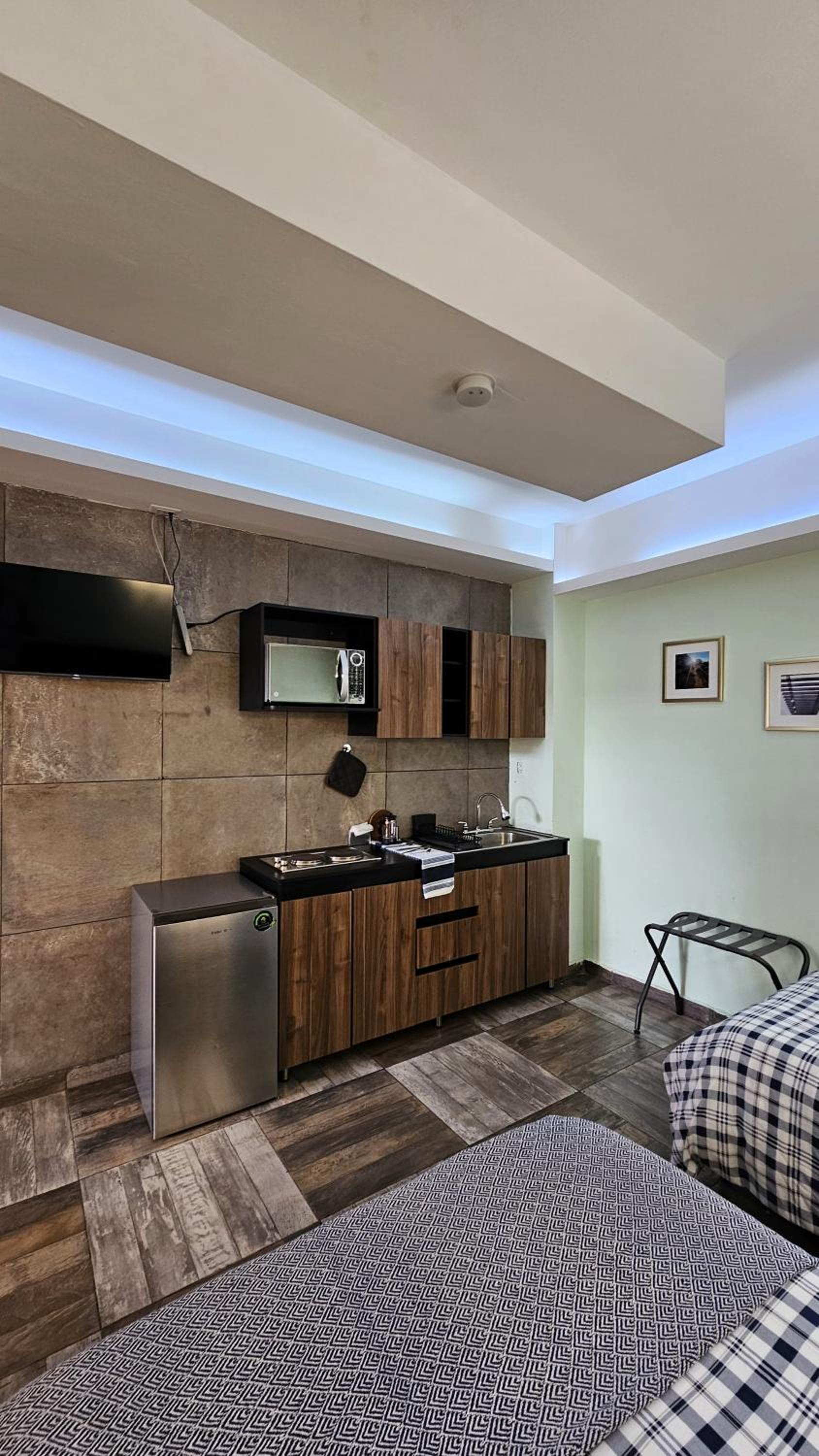 A30 Premium Suite BLACK PLUS Cocina Terraza Companies Work Teams 1-3 PAX