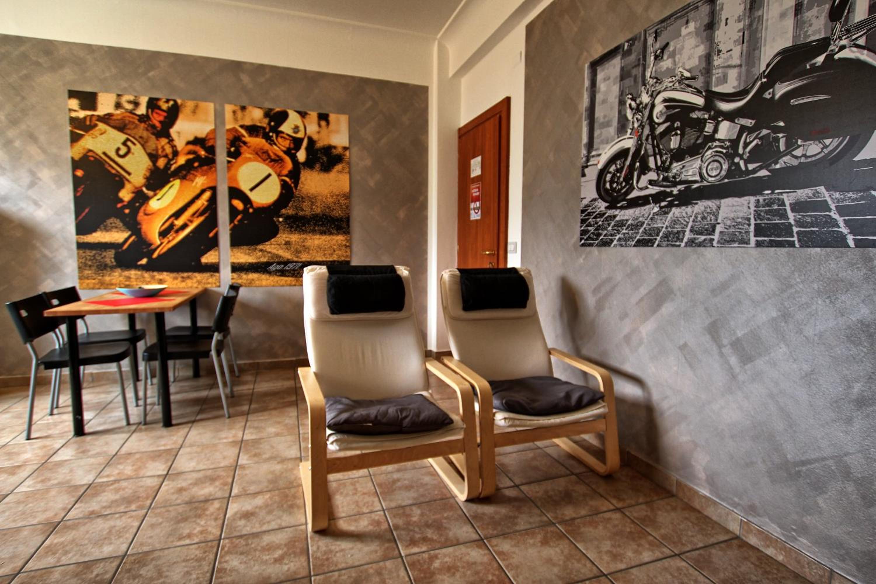 lounge