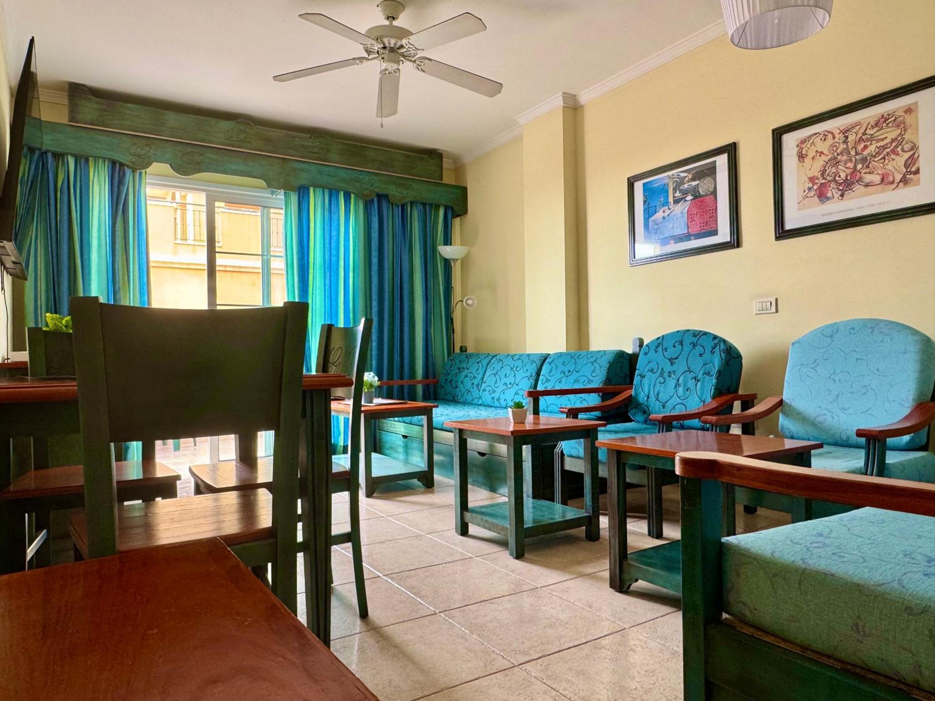Prime Las Americas Getaway - Apartment with Huge Private Terrace & Pool Access