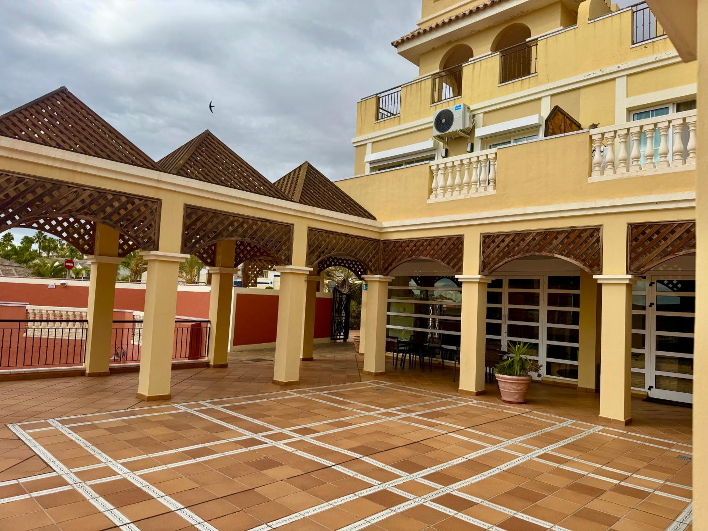 Prime Las Americas Getaway - Apartment with Huge Private Terrace & Pool Access