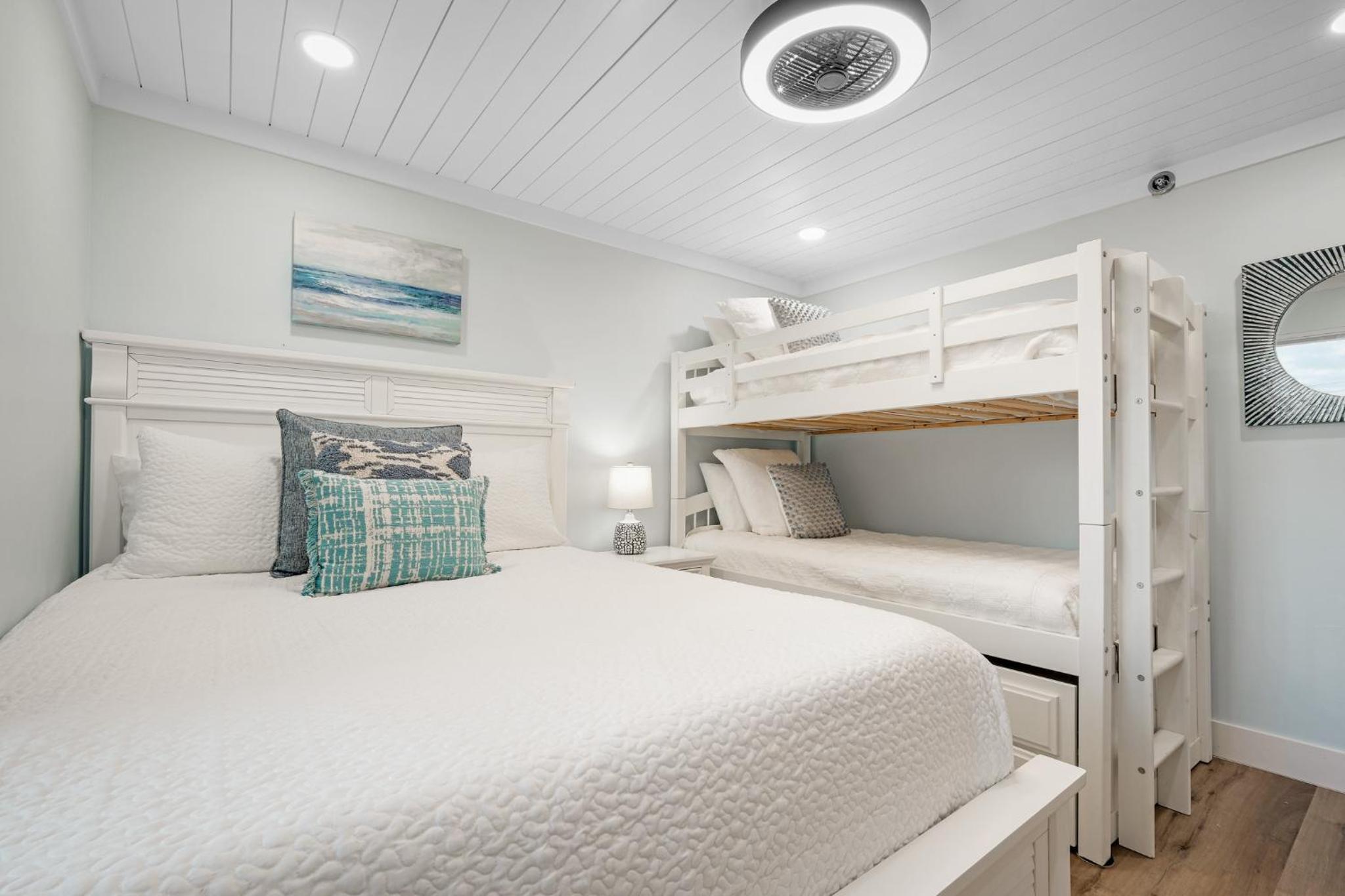 Large balcony with direct oceanfront views and access to complex pool