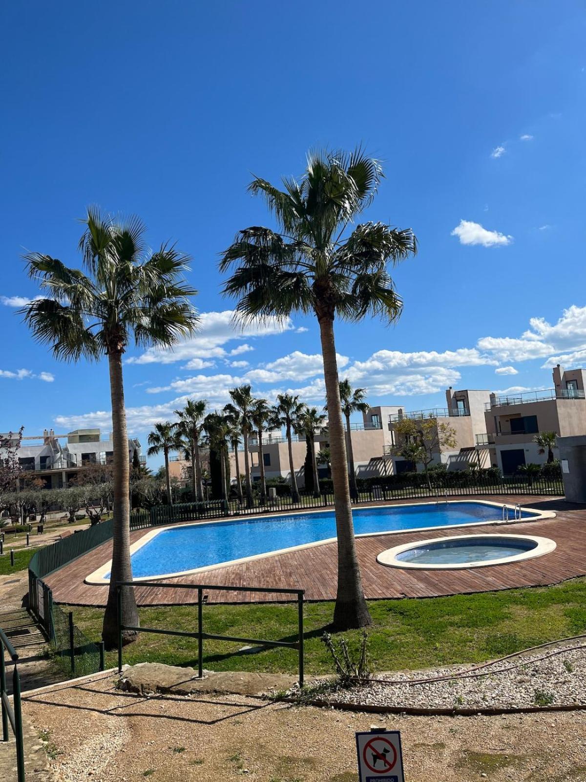 Lujoso apartamento con piscina en Panorámica