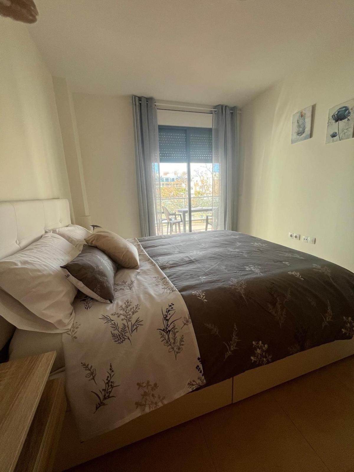 Lujoso apartamento con piscina en Panorámica