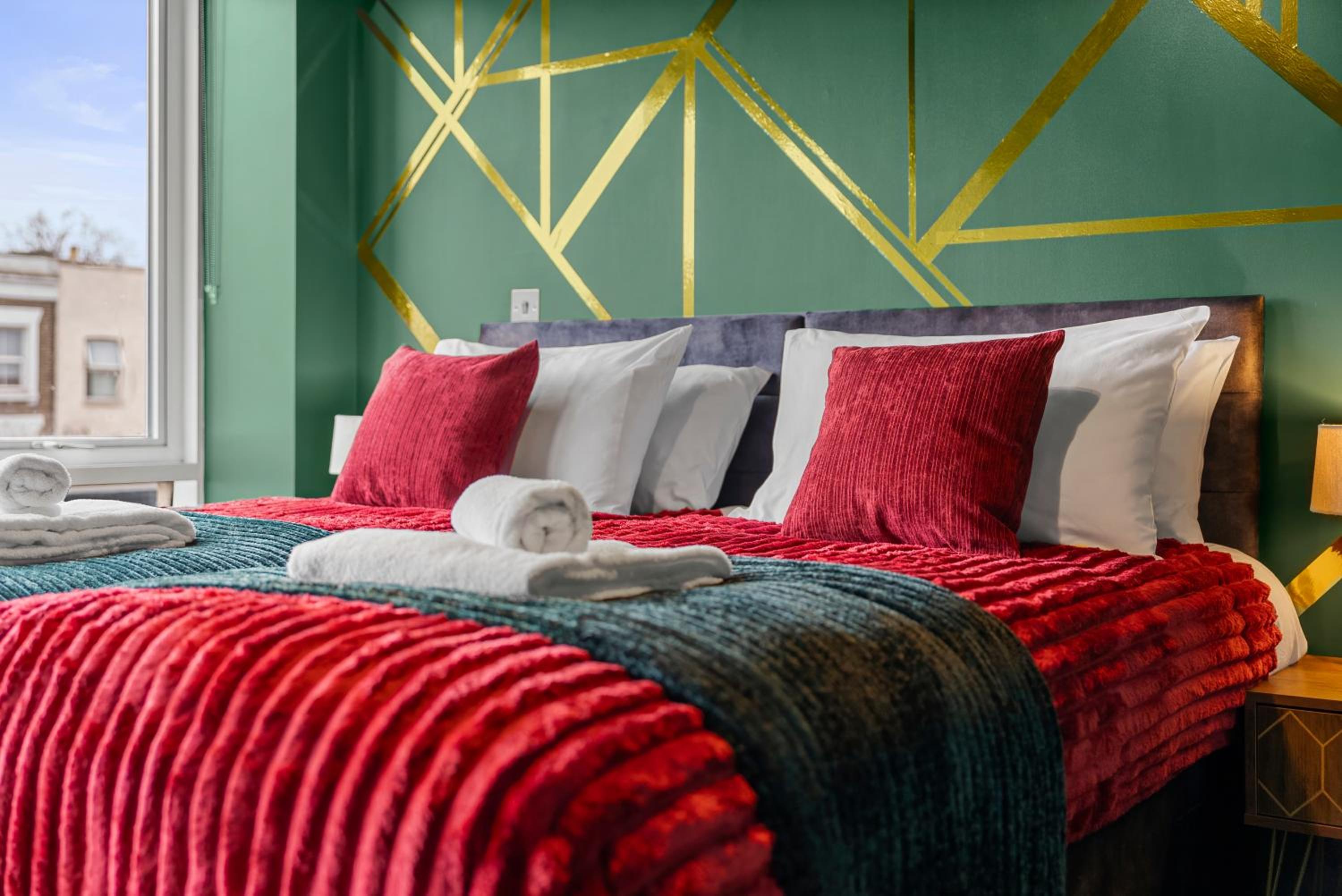 Dapper Suite in bustling Holloway, Islington by Gold Stays