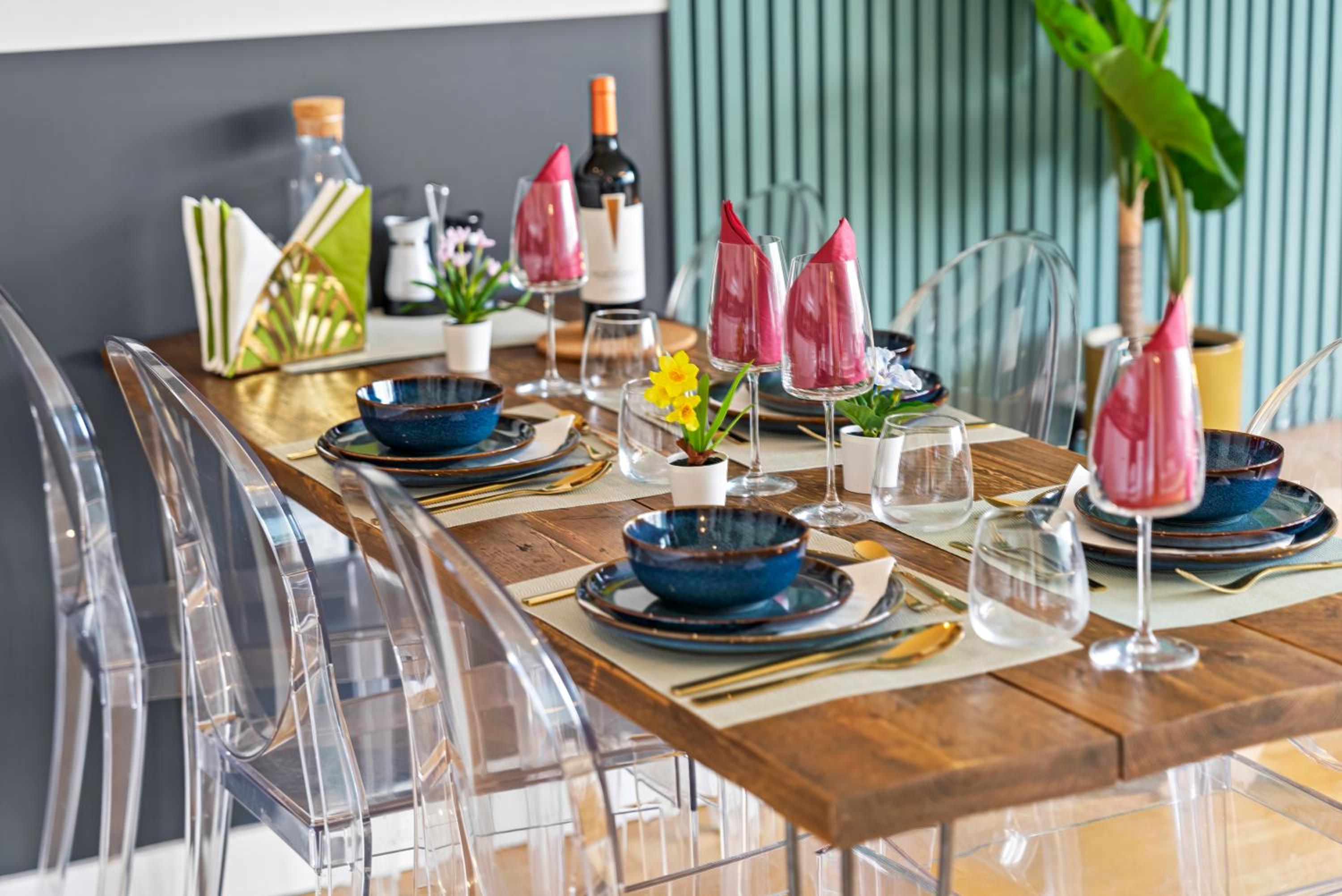 Dapper Suite in bustling Holloway, Islington by Gold Stays