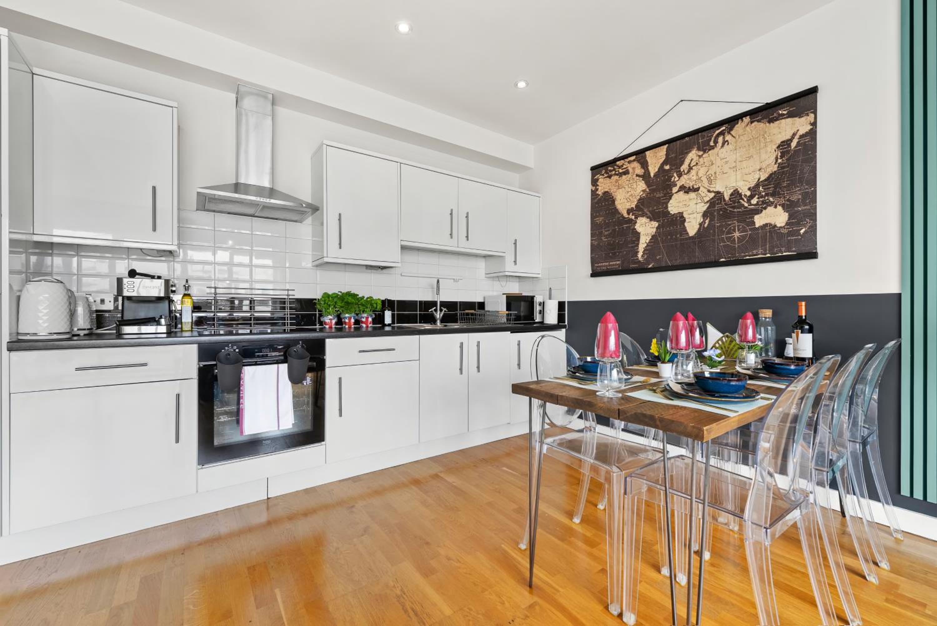 Dapper Suite in bustling Holloway, Islington by Gold Stays