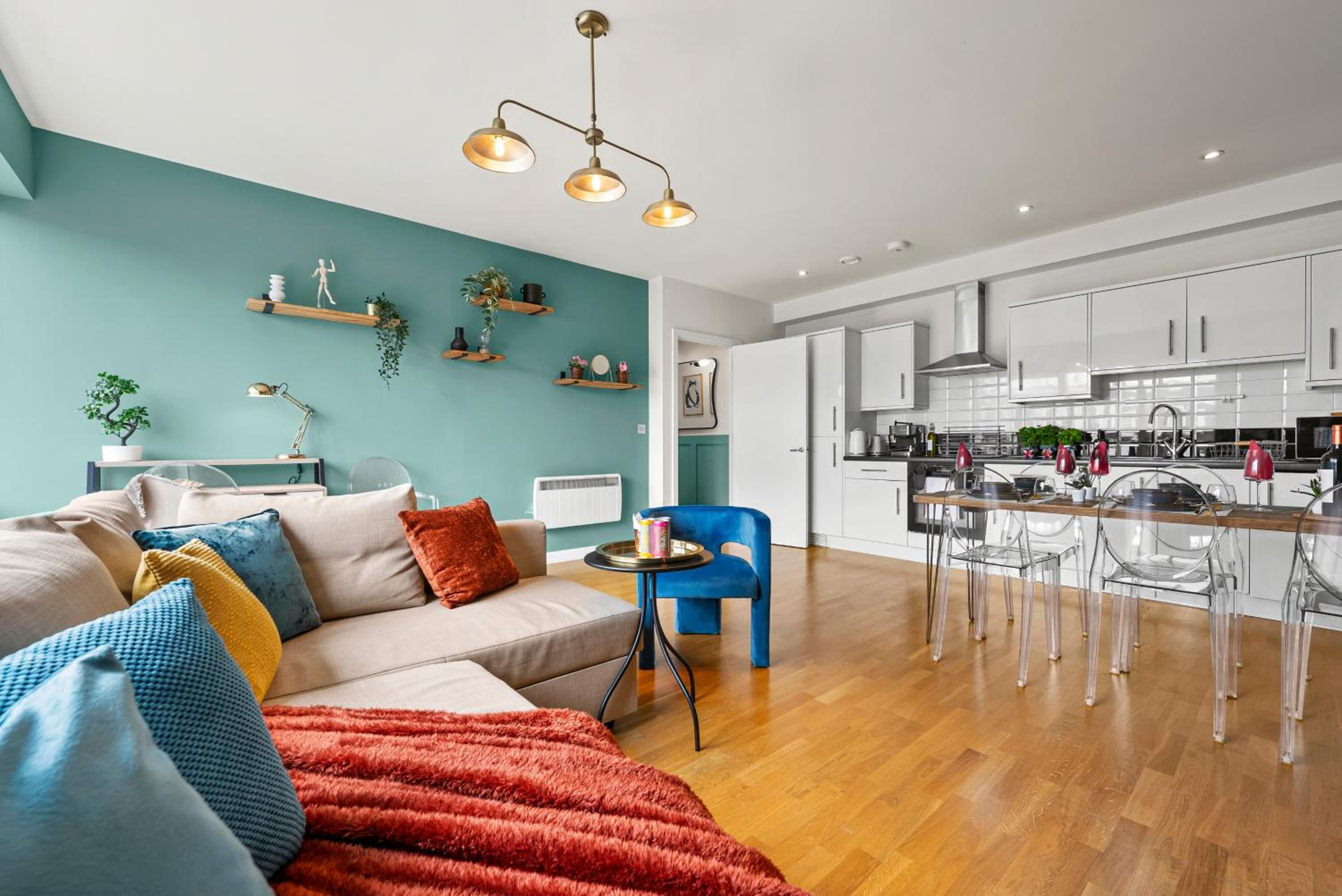Dapper Suite in bustling Holloway, Islington by Gold Stays