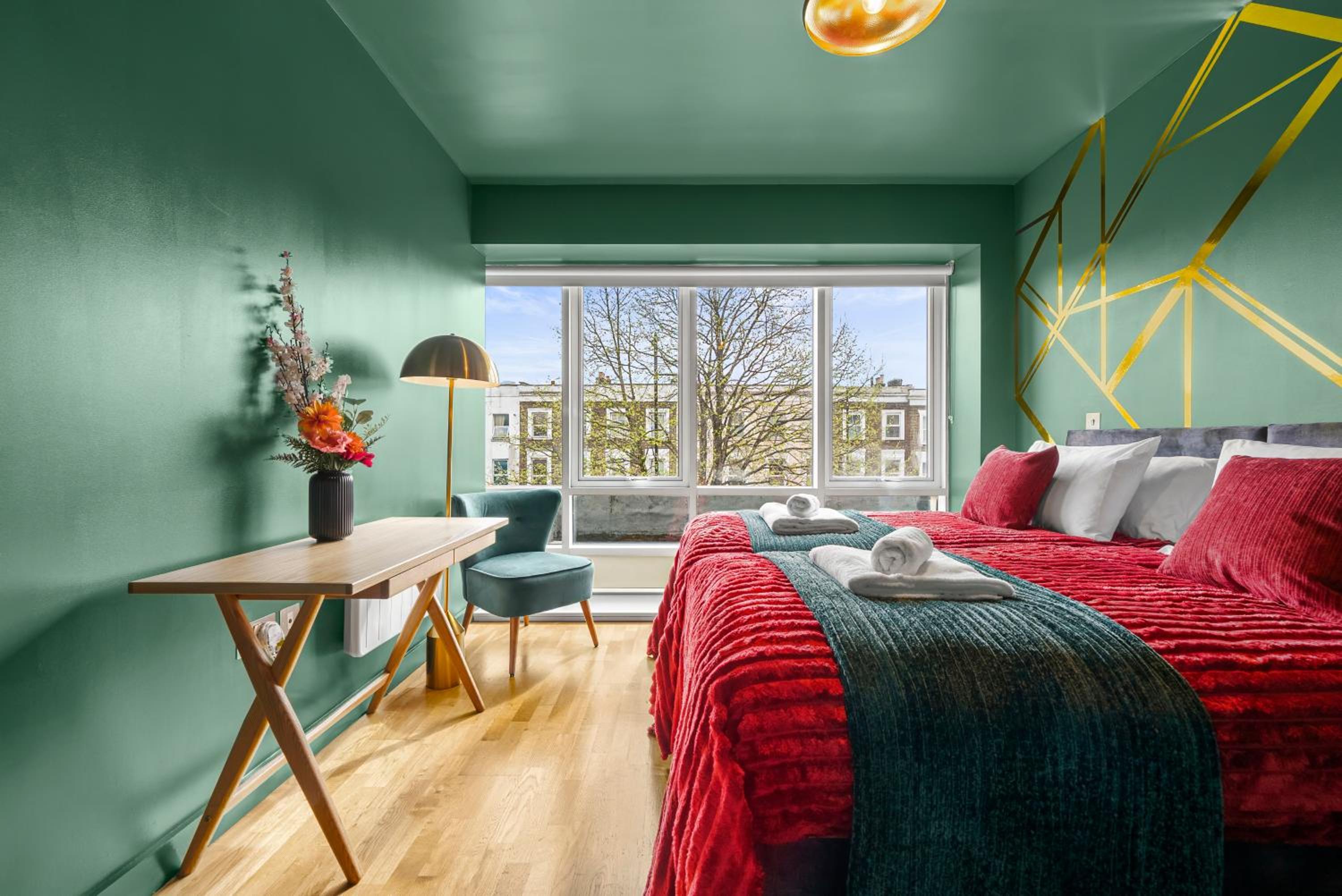 Dapper Suite in bustling Holloway, Islington by Gold Stays
