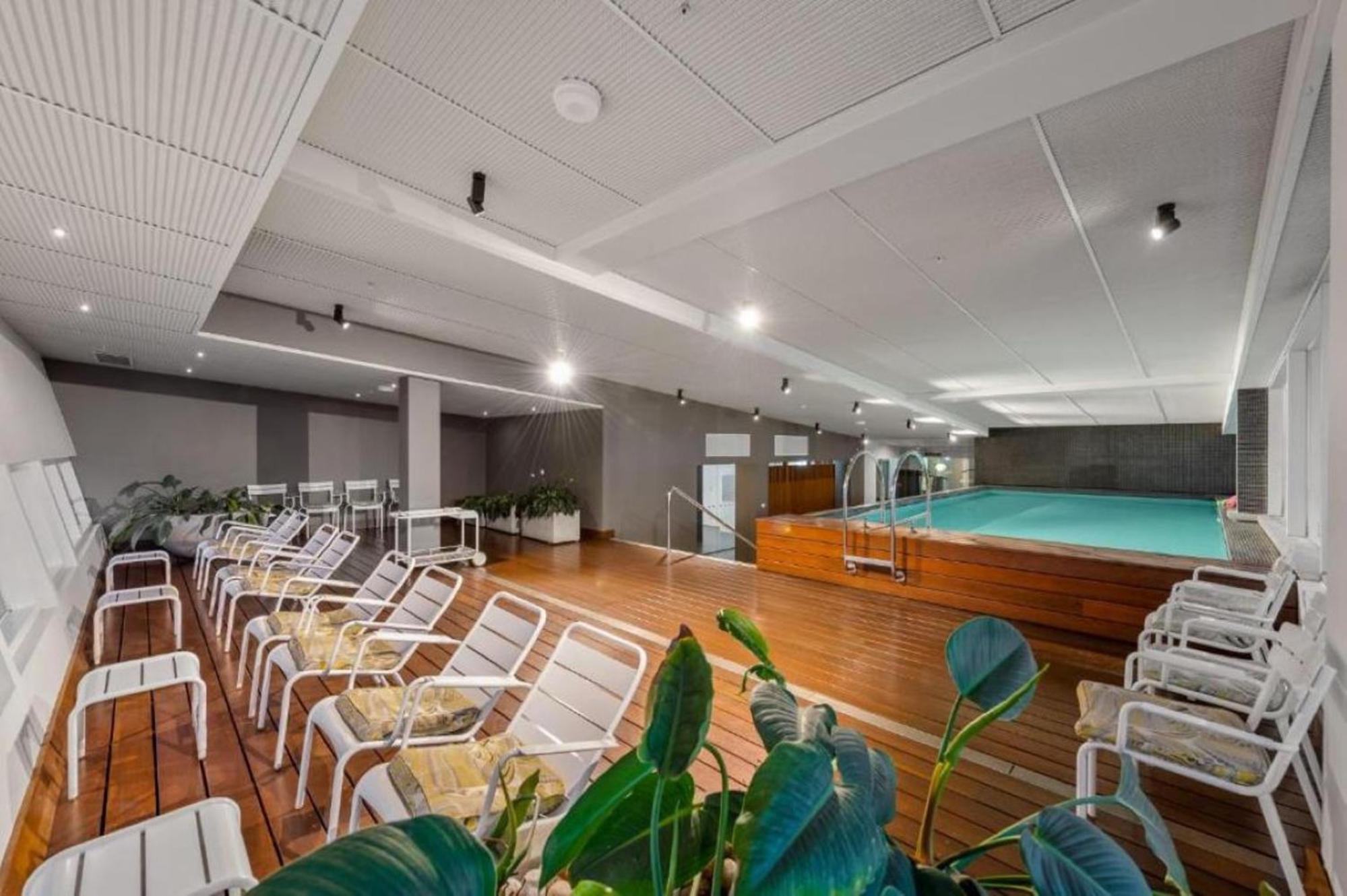 Wake Up to Views, Pool & the South Yarra Lifestyle