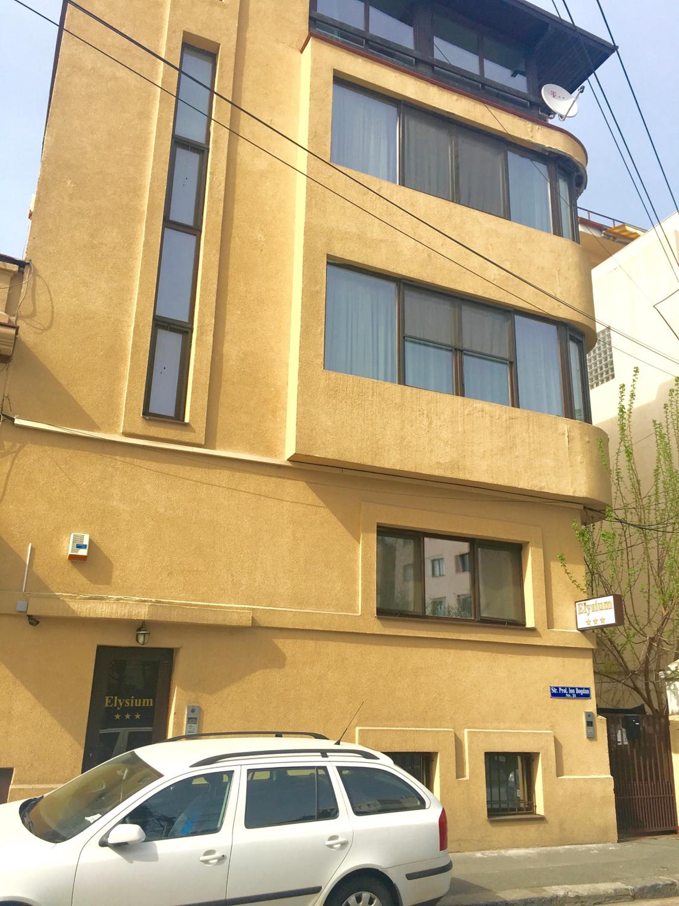 Hotel Elysium - Image 1