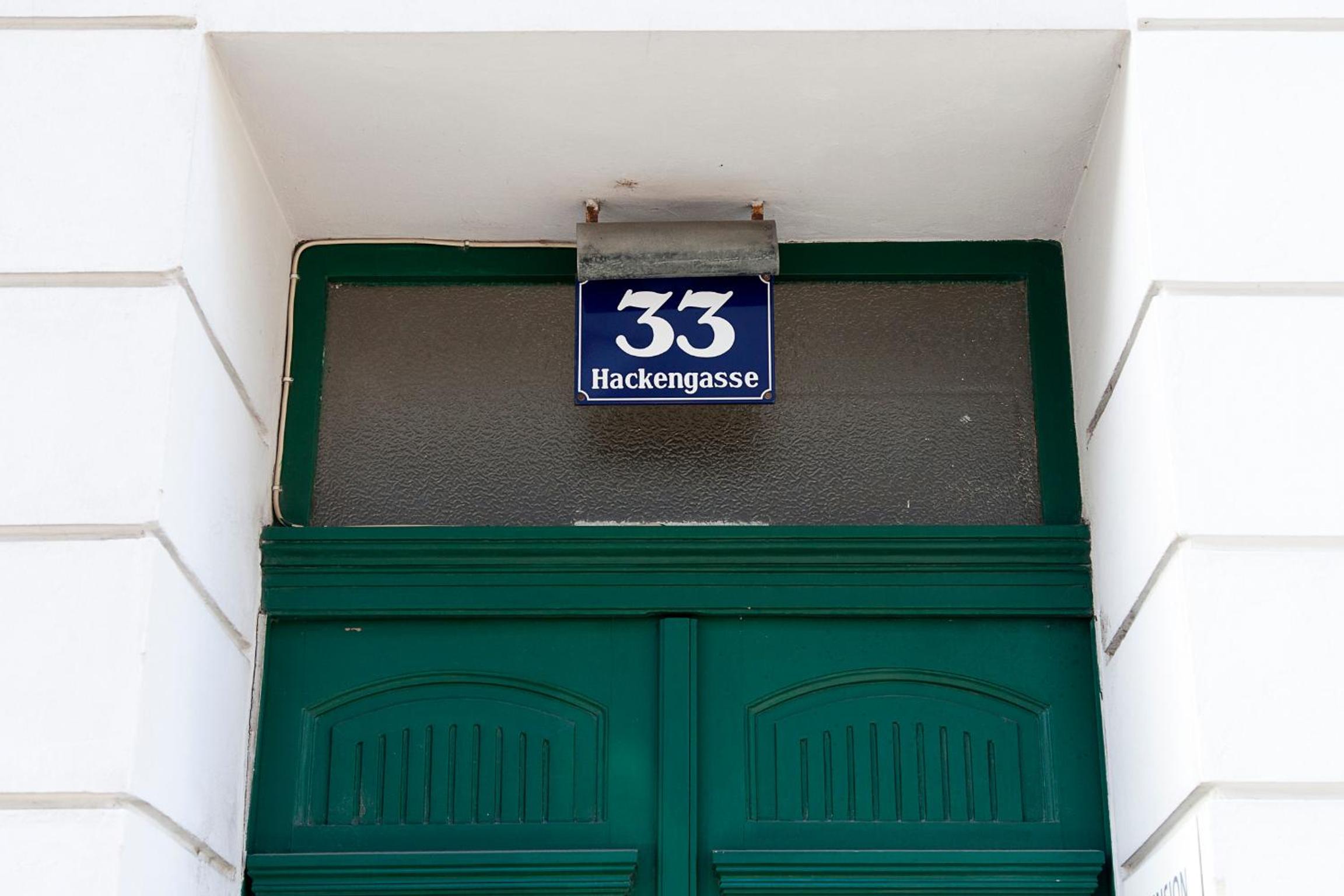 Pension Stadthalle