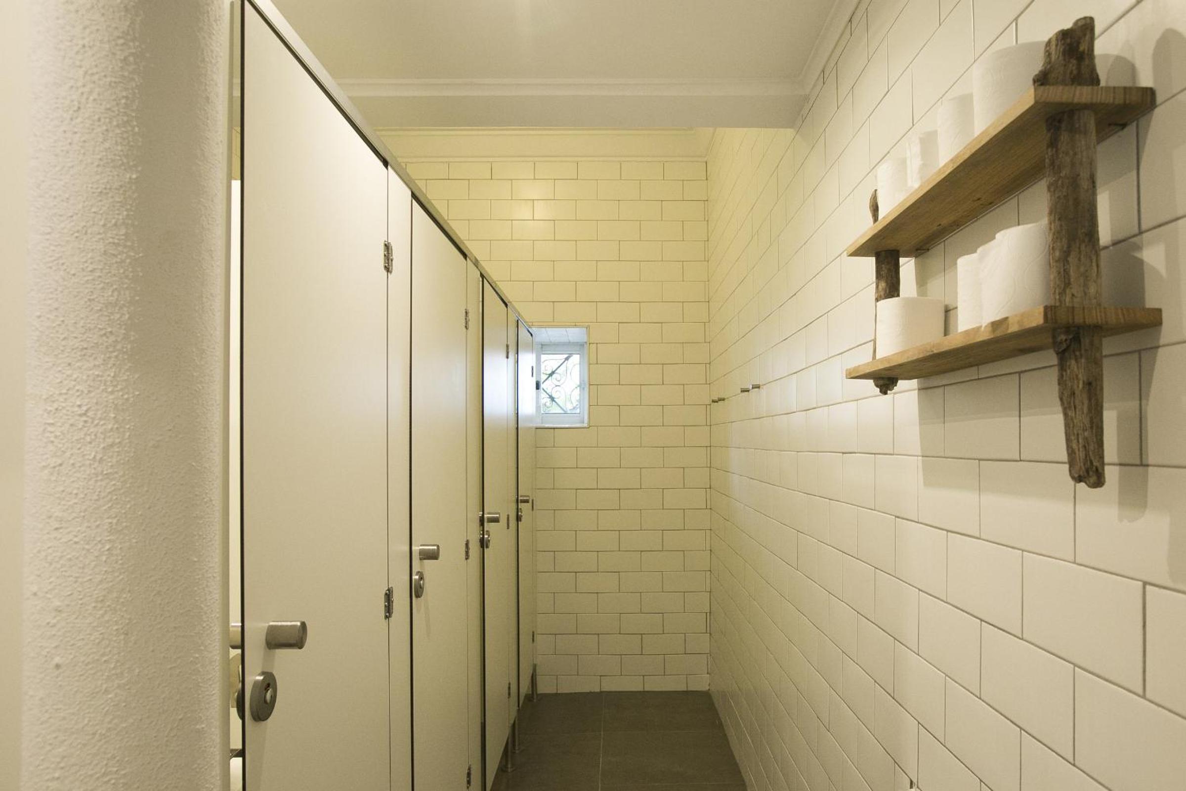 Amar Hostel & Suites