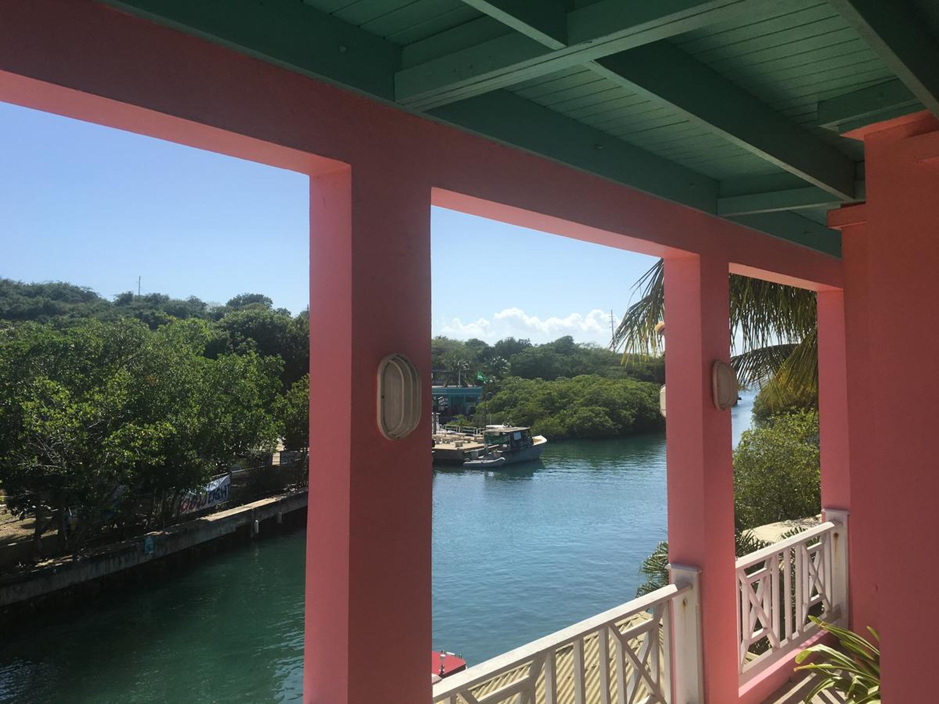 Mamacitas Guest House
