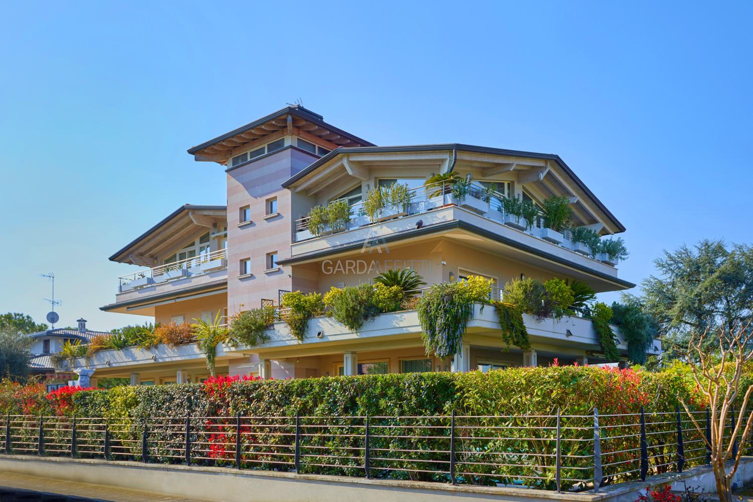 King Loft - Attico Vista Lago