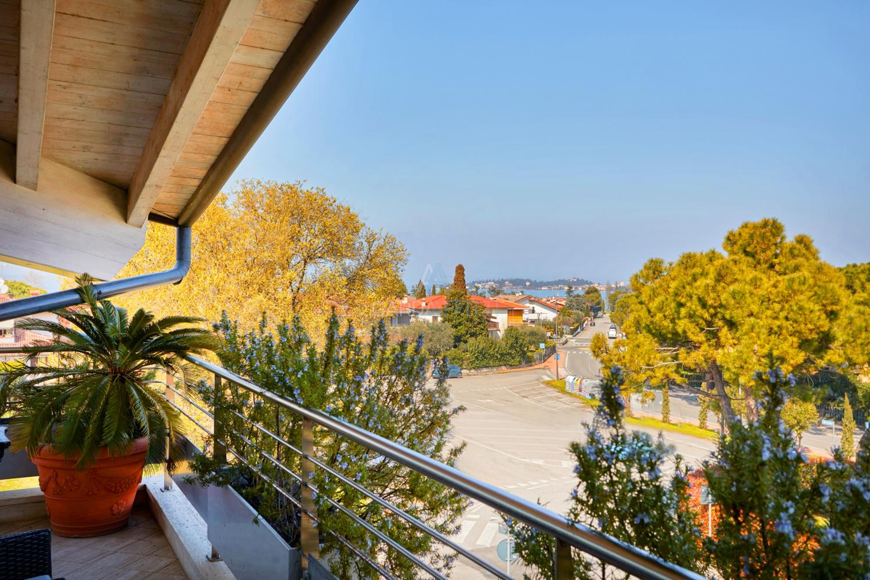 King Loft - Attico Vista Lago