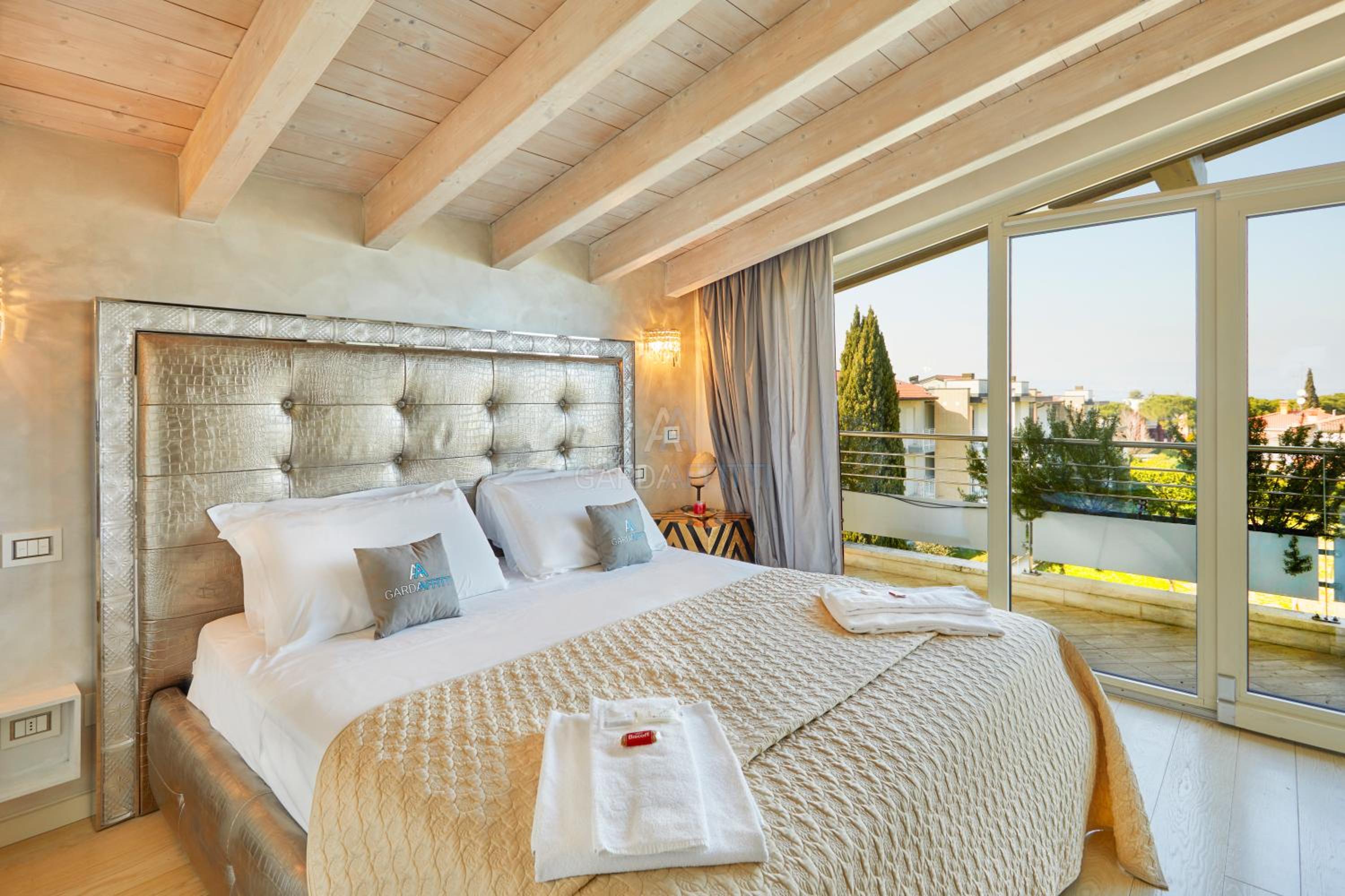 King Loft - Attico Vista Lago