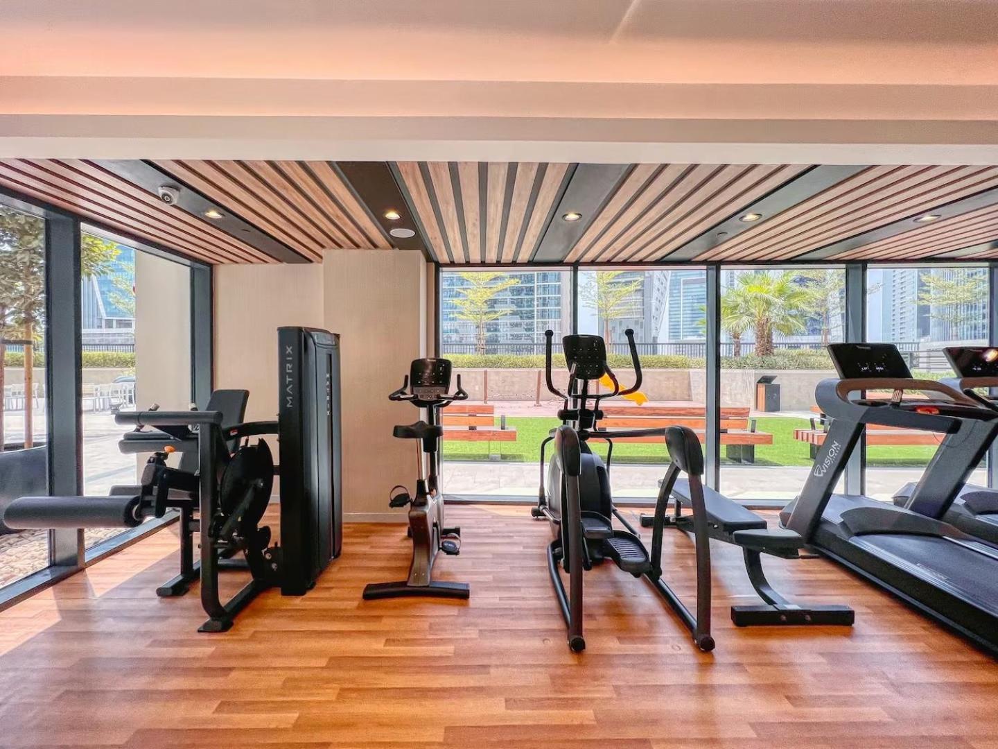 Keyrock Living - Elegant City Escape at Zada Tower