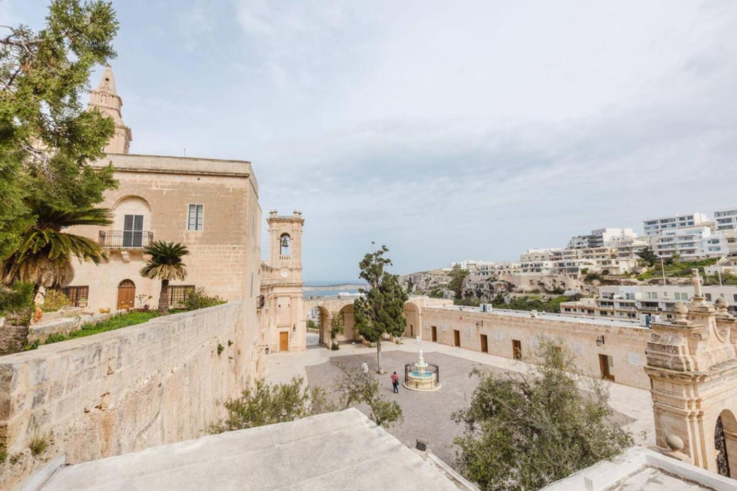1BED Mel apt w church views by Homely Malta!