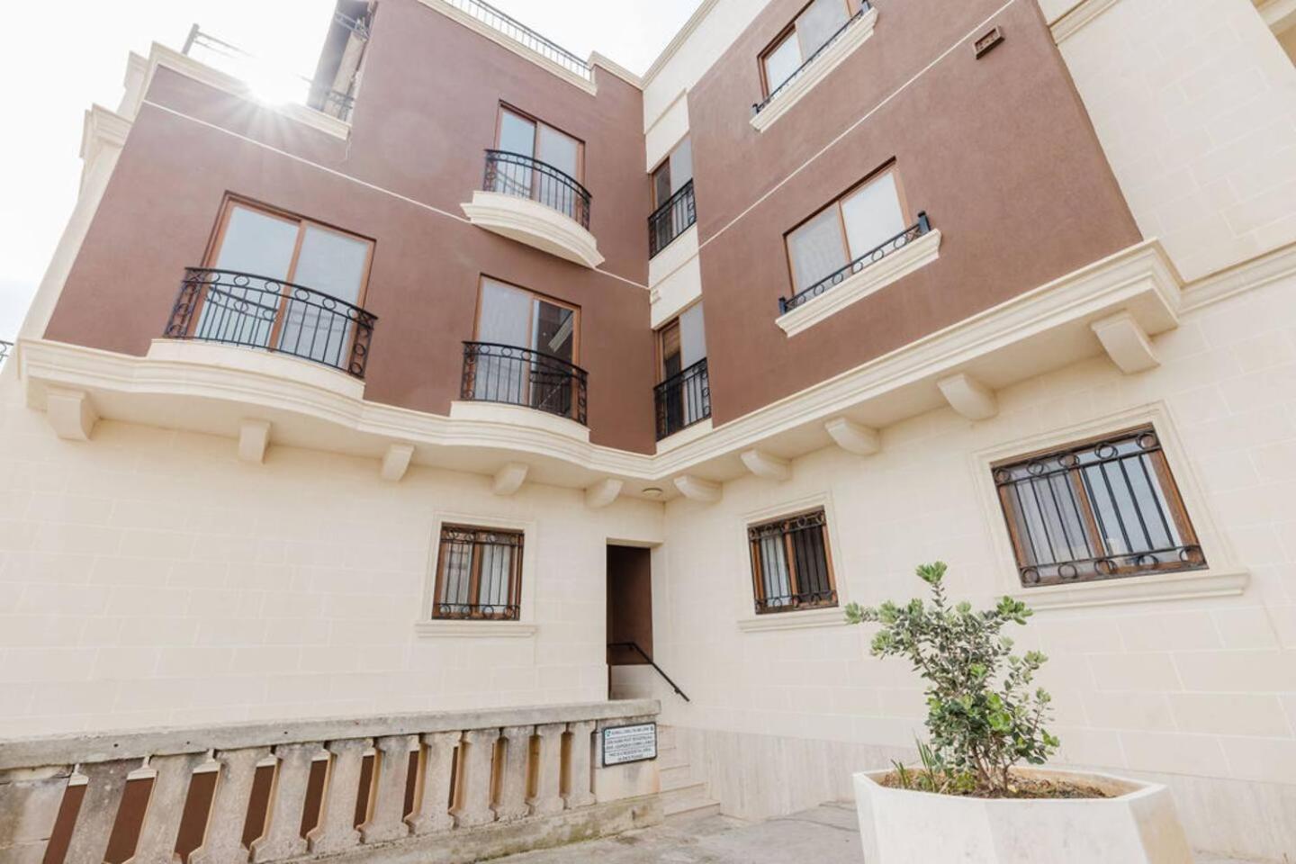 1BED Mel apt w church views by Homely Malta!
