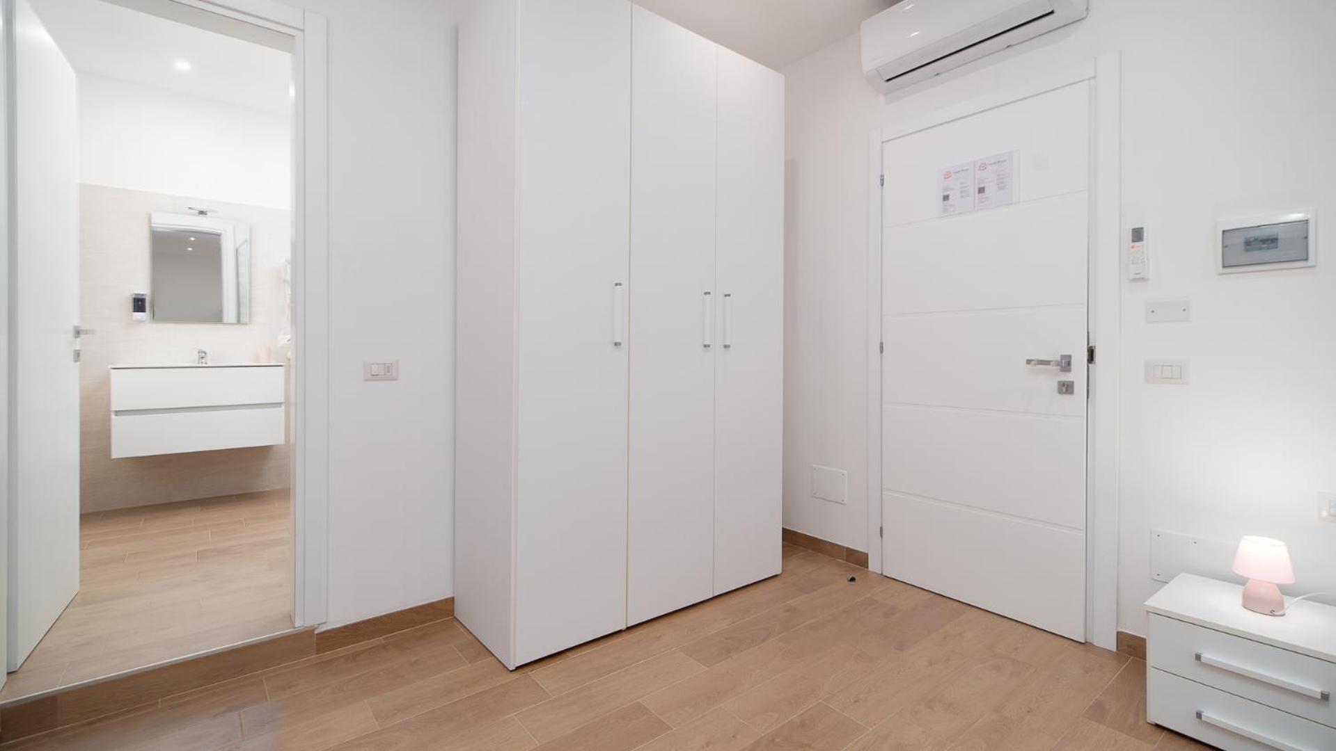 Lovely Rooms by Rentbeat