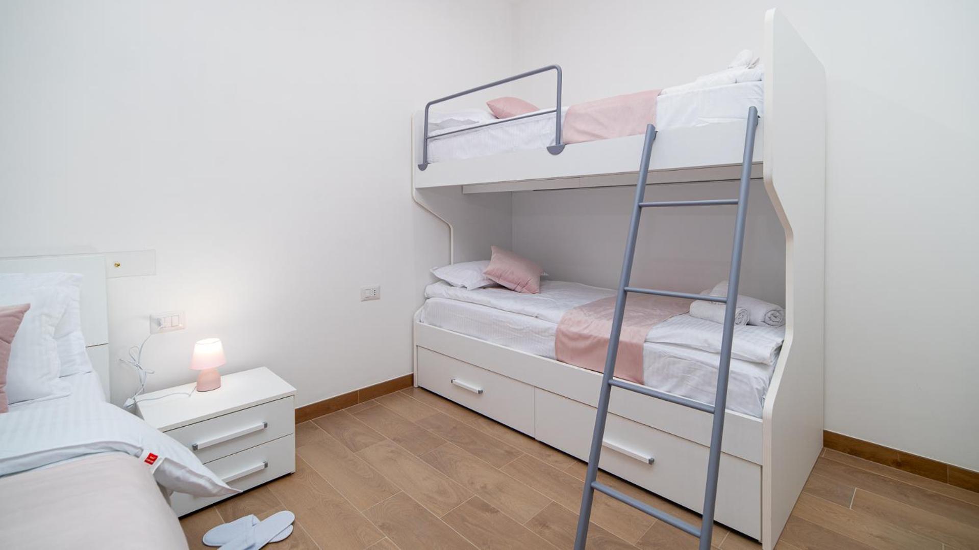 Lovely Rooms by Rentbeat