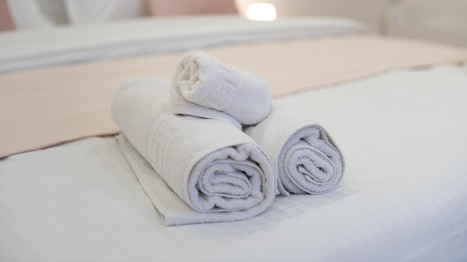 Lovely Rooms by Rentbeat