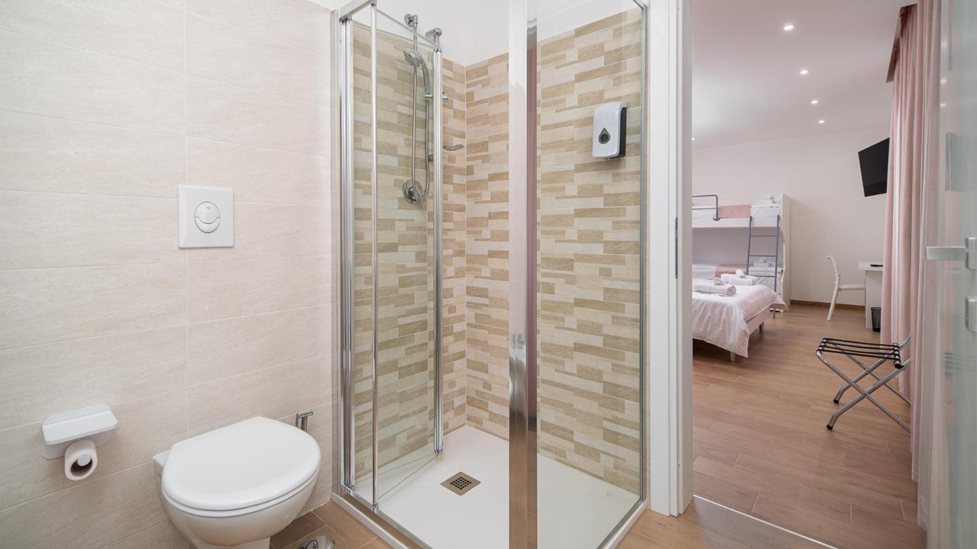 Lovely Rooms by Rentbeat
