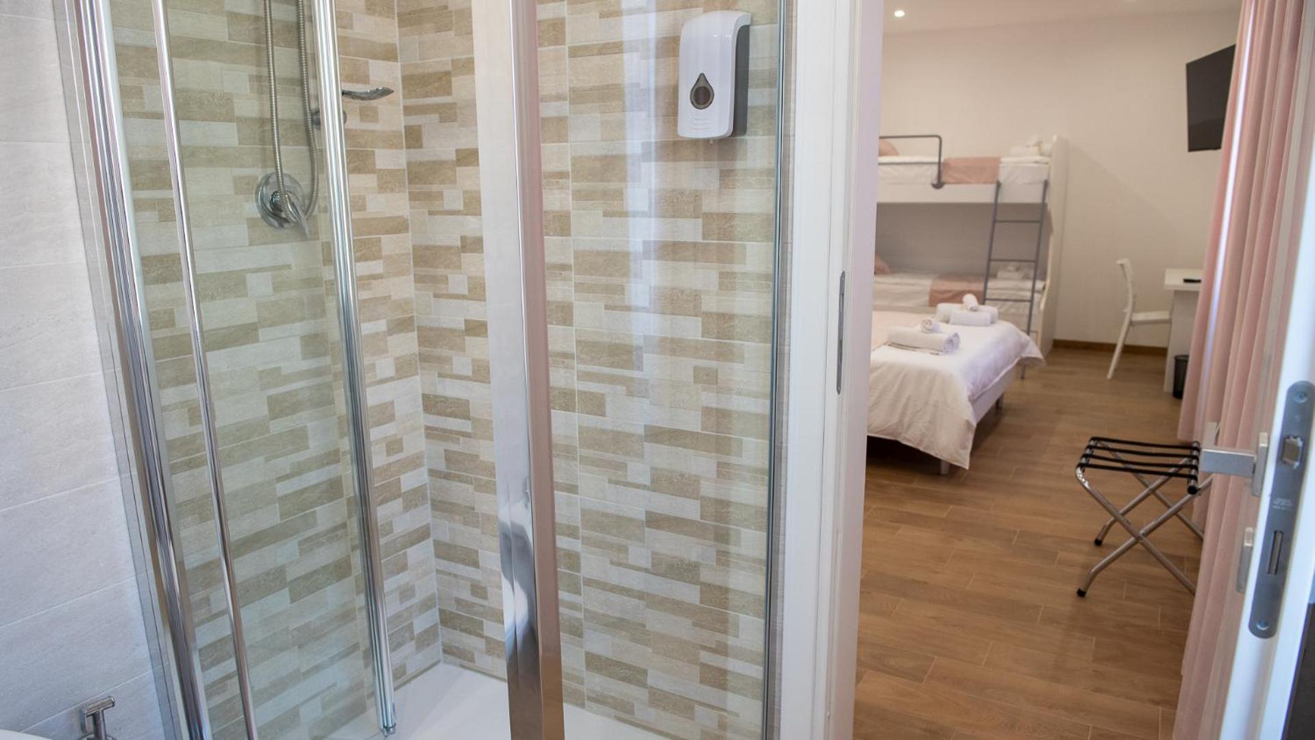 Lovely Rooms by Rentbeat