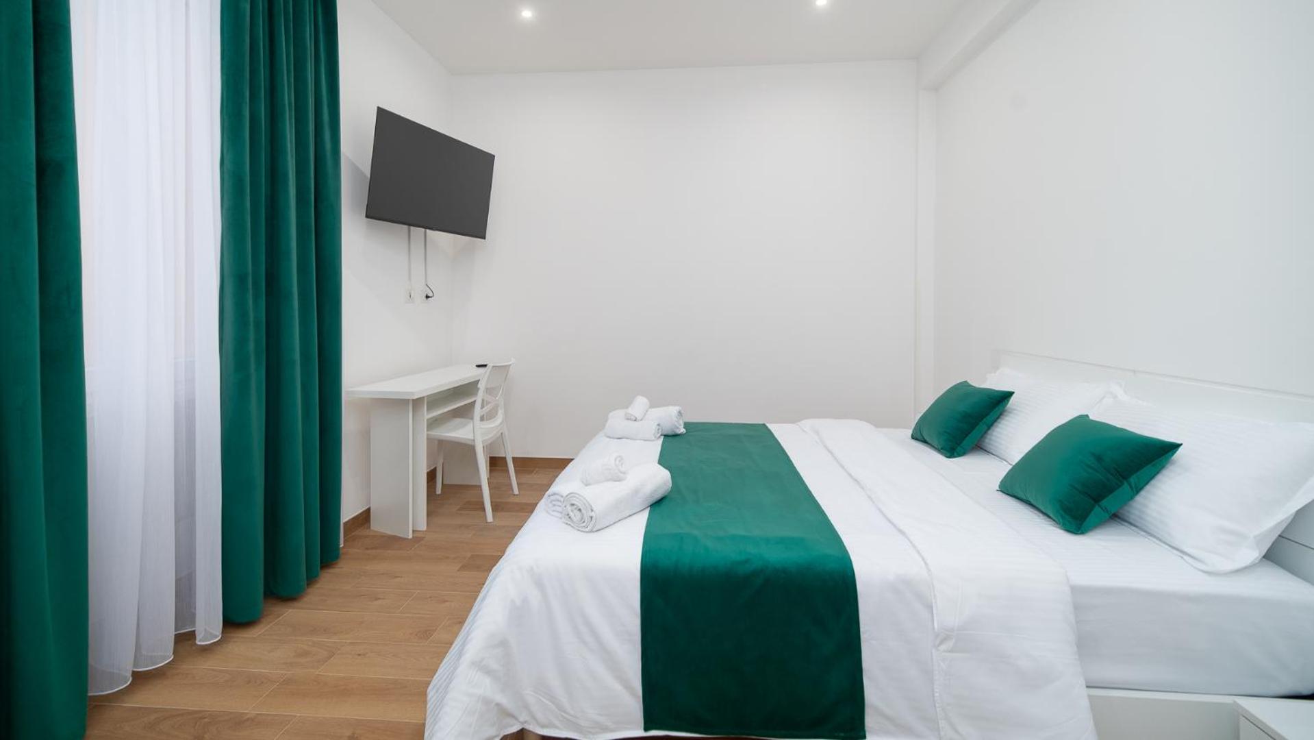 Lovely Rooms by Rentbeat