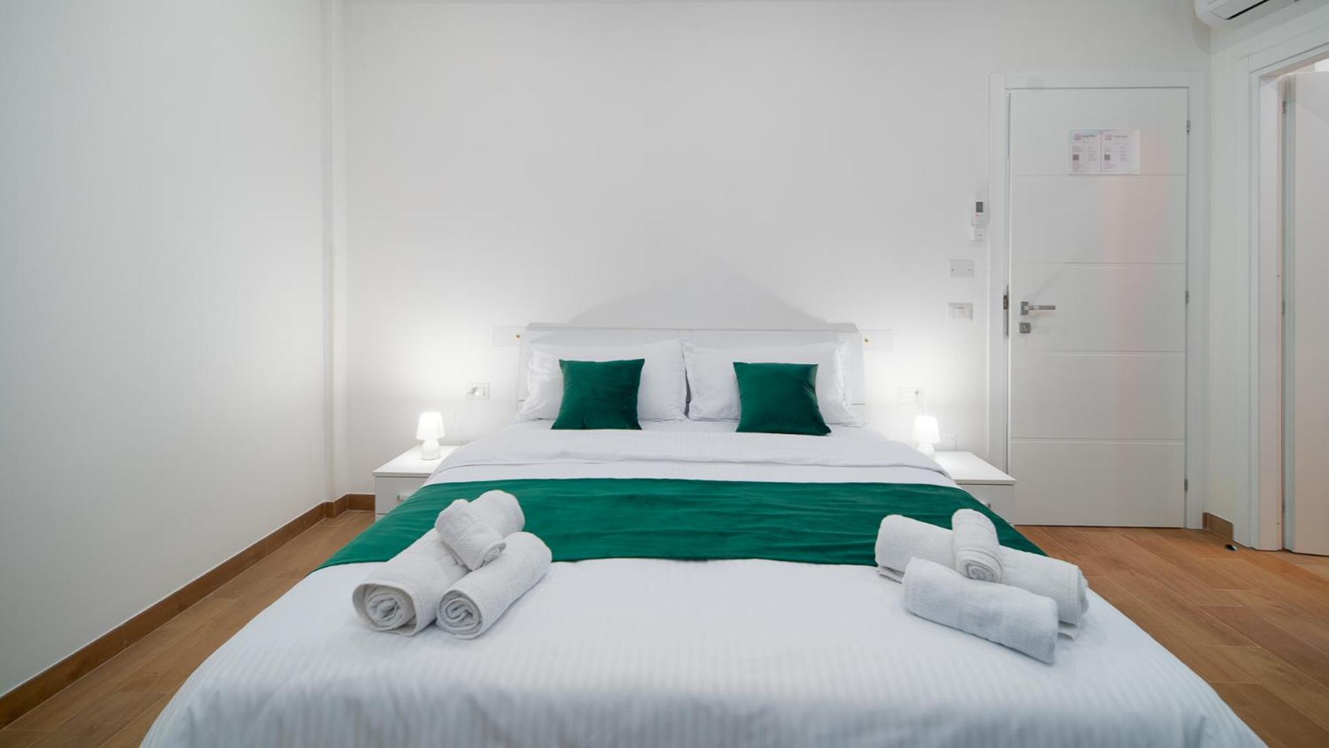 Lovely Rooms by Rentbeat