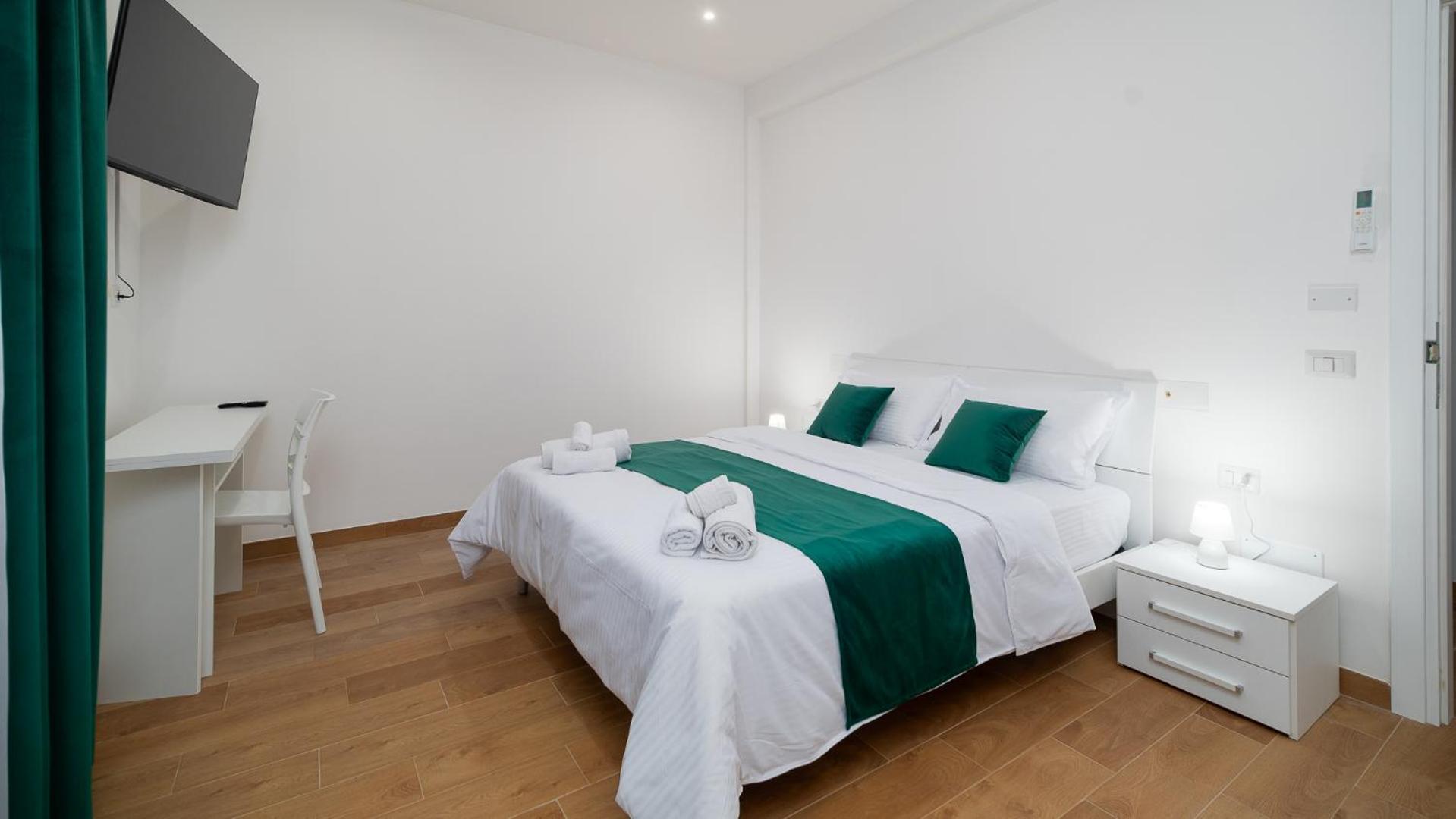 Lovely Rooms by Rentbeat