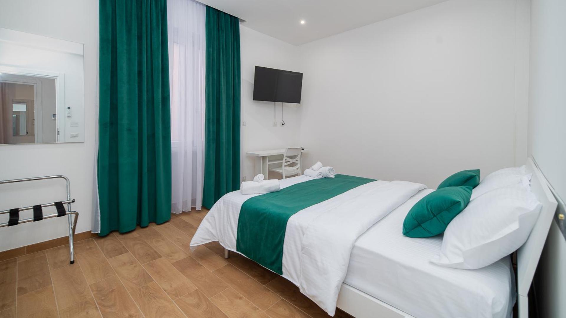 Lovely Rooms by Rentbeat
