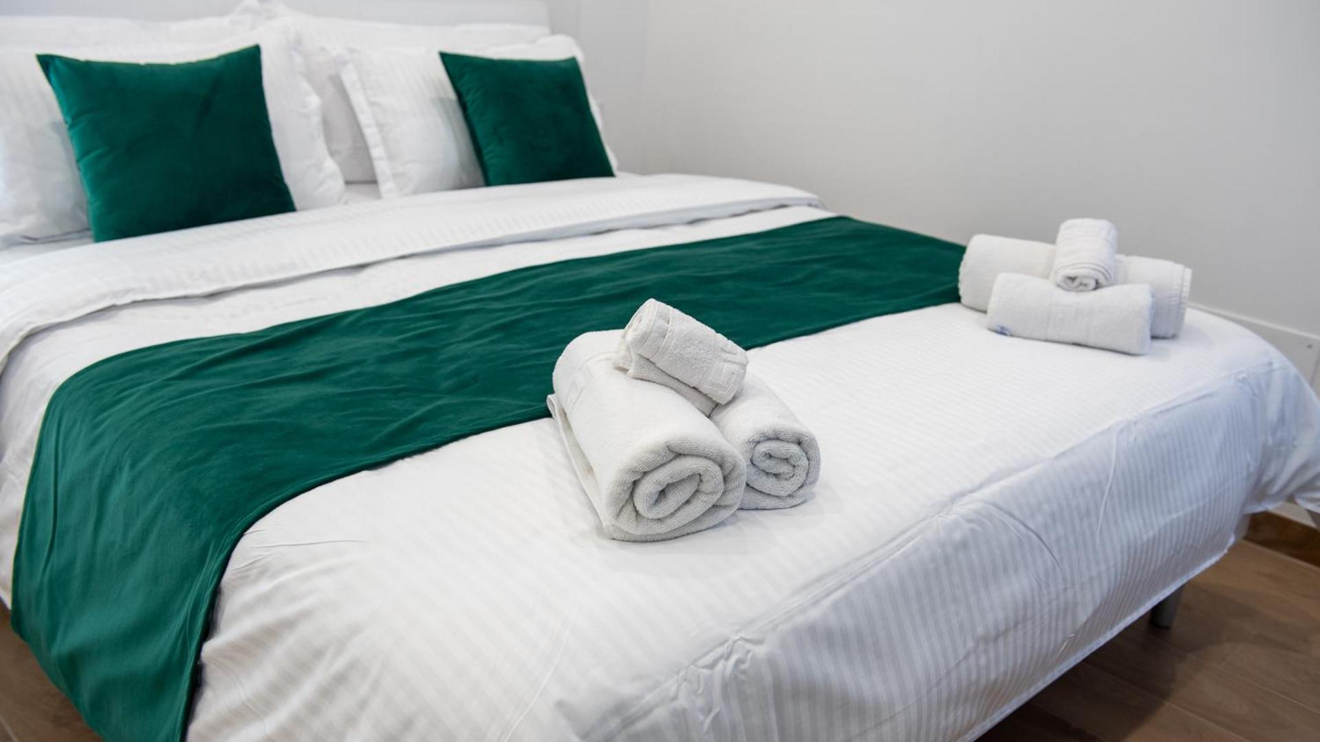 Lovely Rooms by Rentbeat
