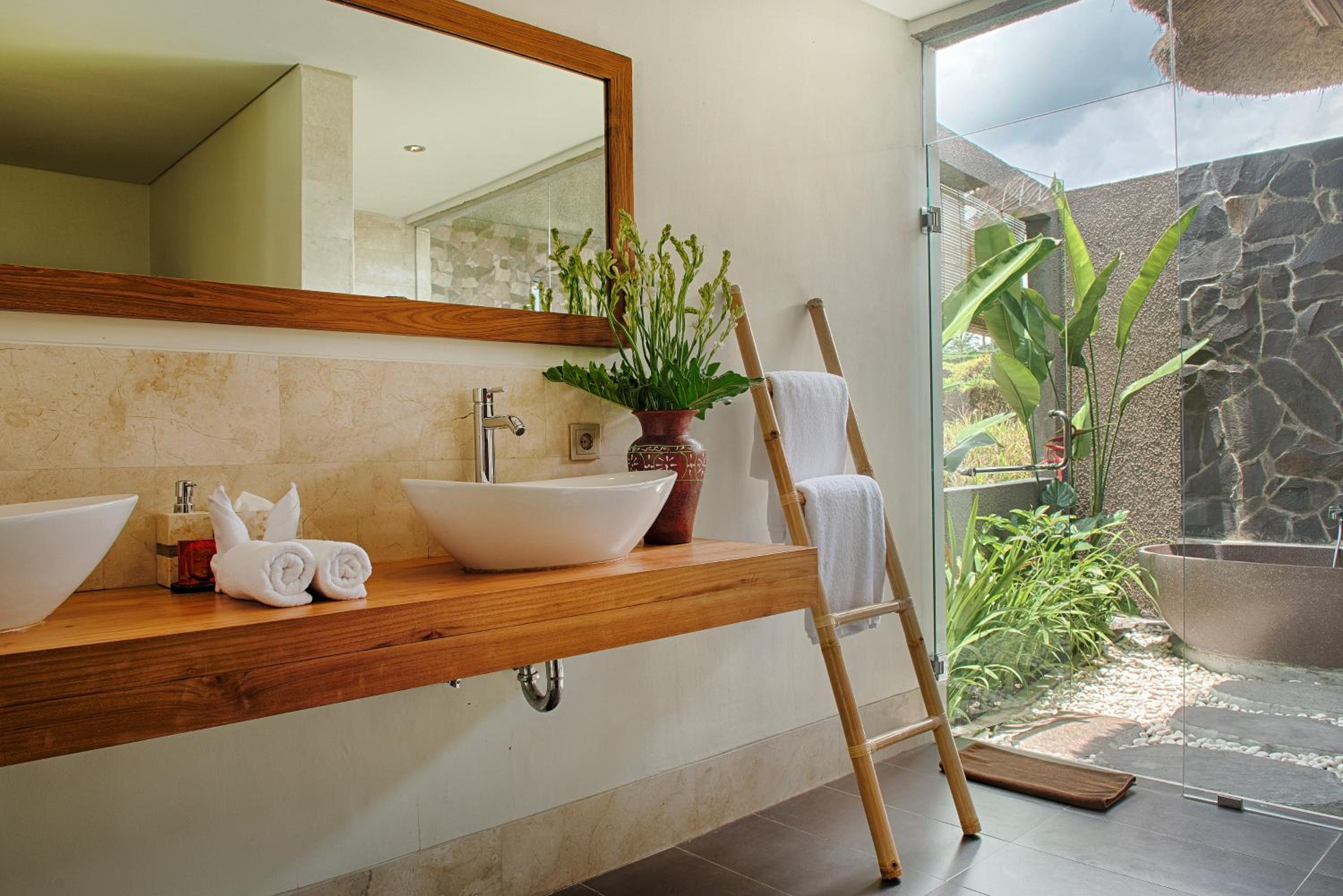 Anusara Luxury Villas