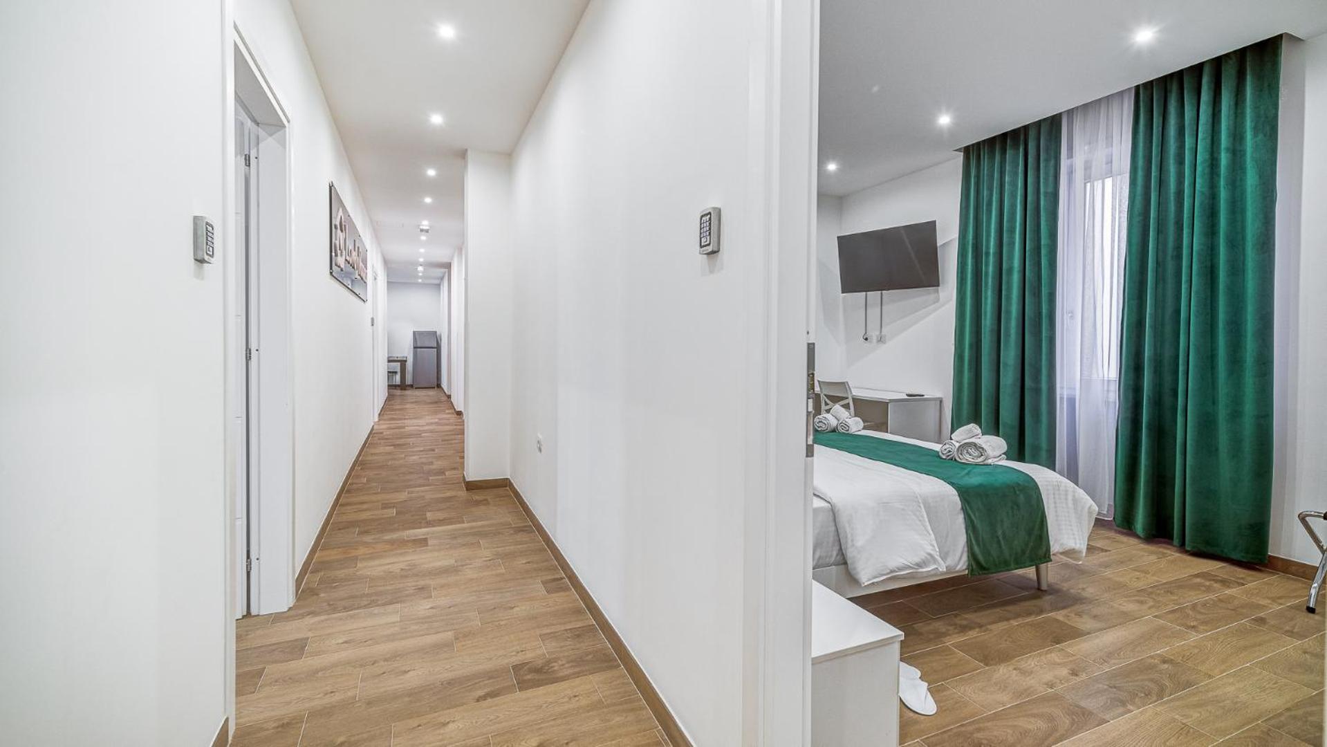 Lovely Rooms by Rentbeat