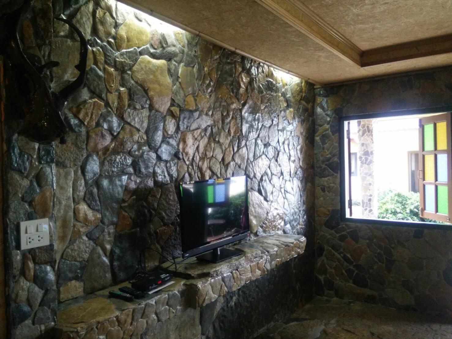 Needa Rock Resort