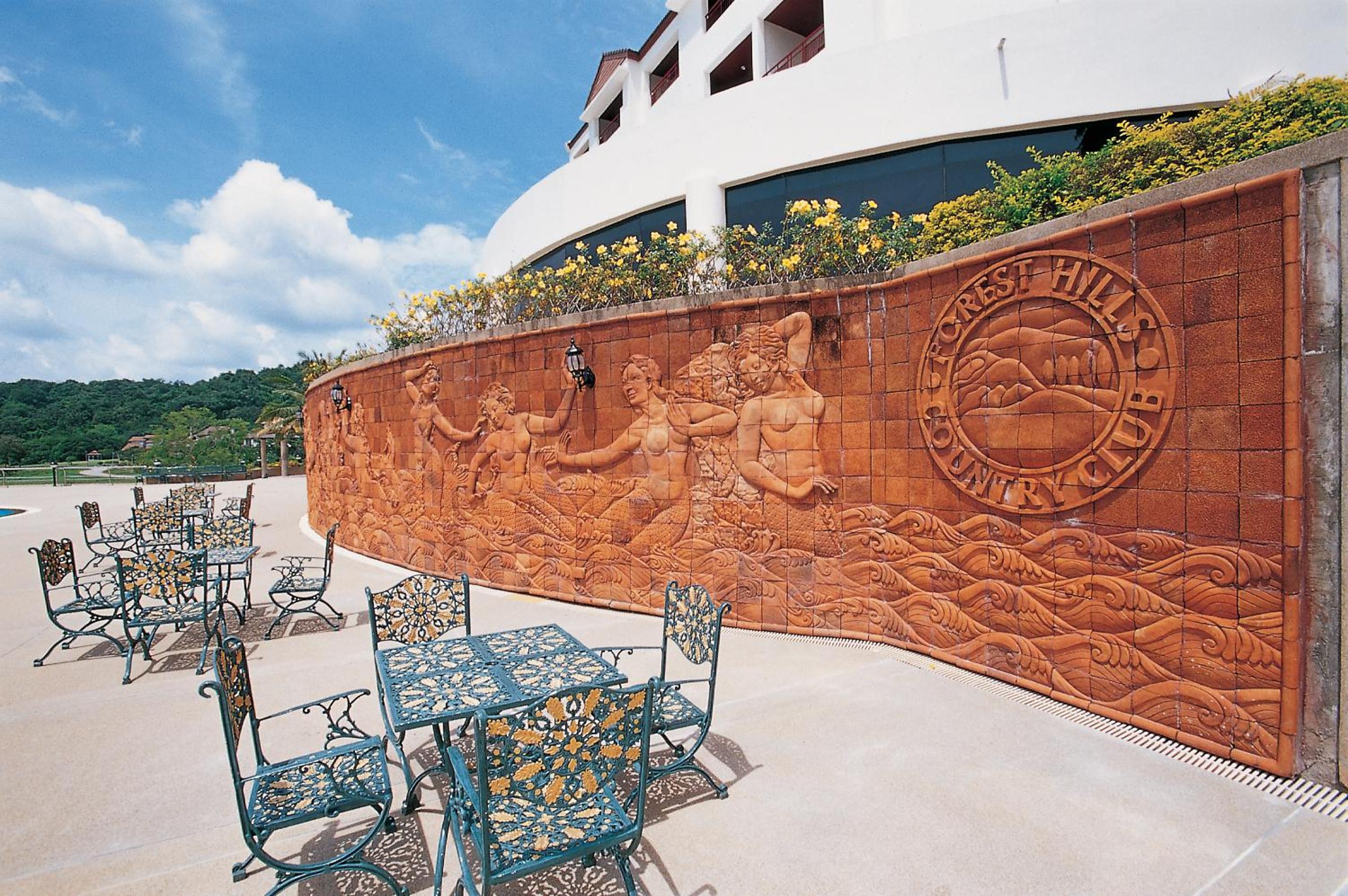 Sir James Resort