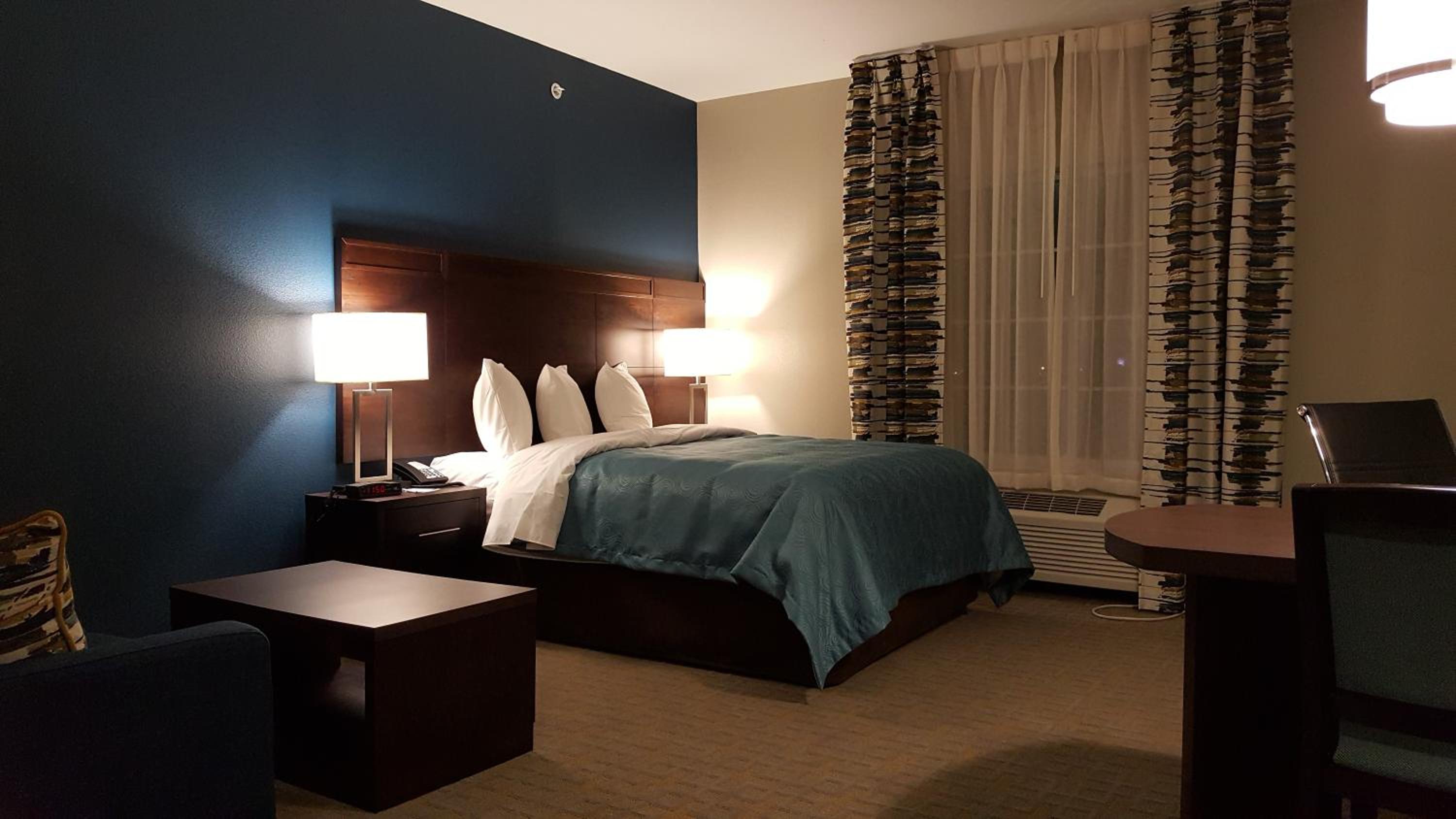 MainStay Suites Midland