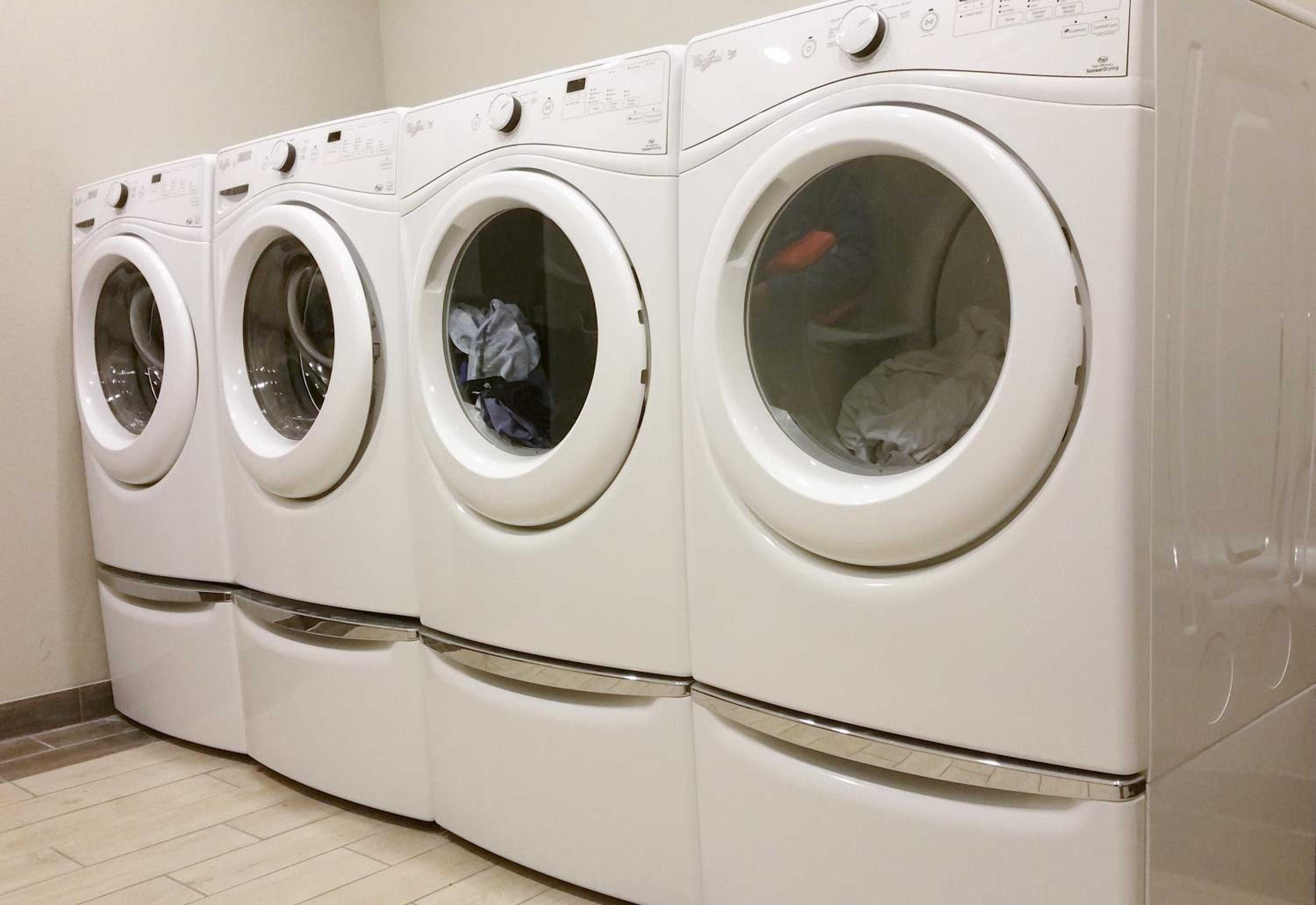 MainStay Suites Midland