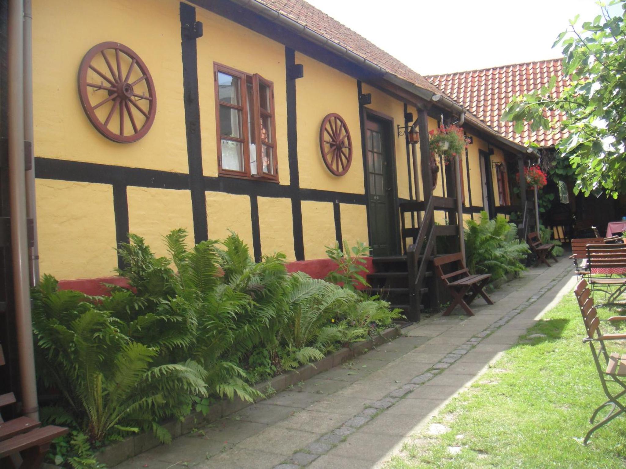 Photo 41