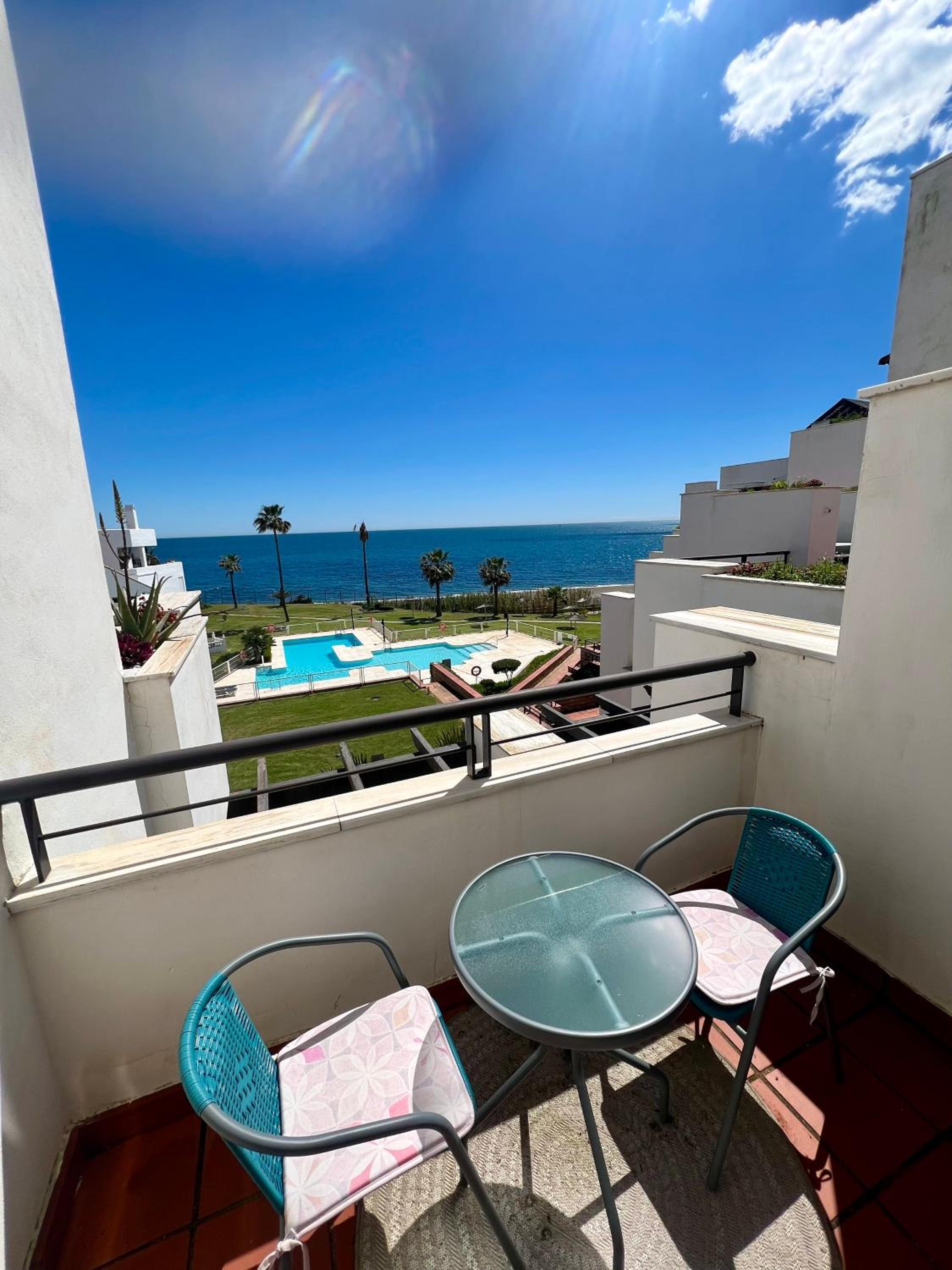 BEACHFRONT Penthouse Luxury
