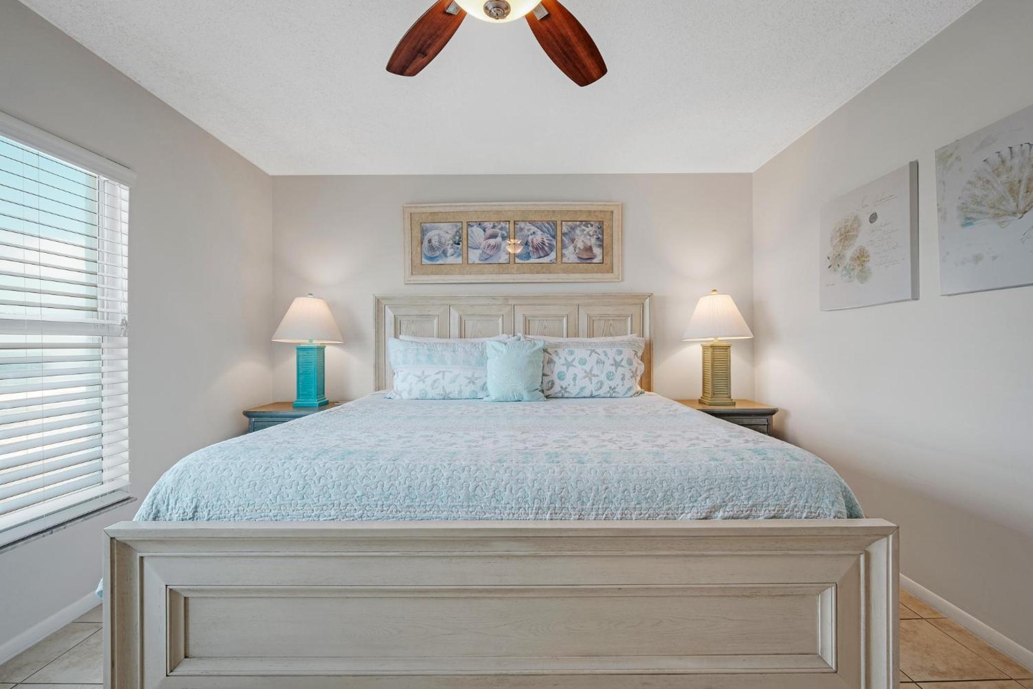 Direct Oceanfront Condo, No-Drive Beach, Great Beach View From Private Balcony