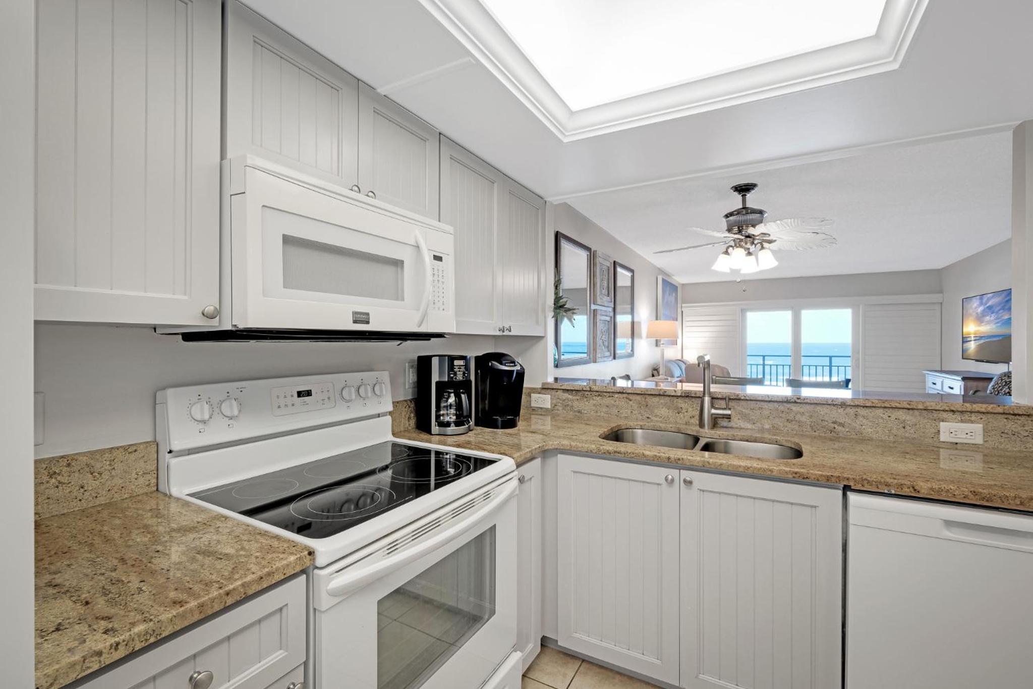 Direct Oceanfront Condo, No-Drive Beach, Great Beach View From Private Balcony