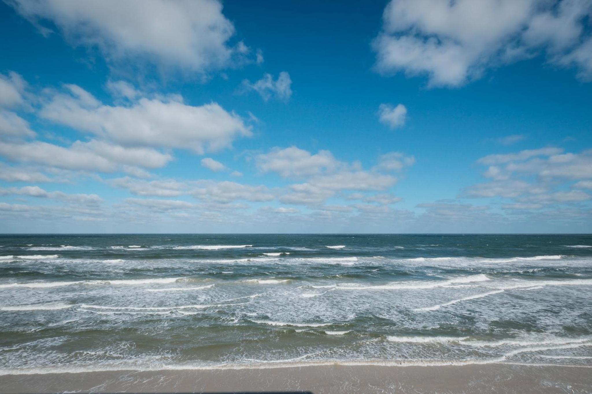 Direct Oceanfront Condo, No-Drive Beach, Great Beach View From Private Balcony