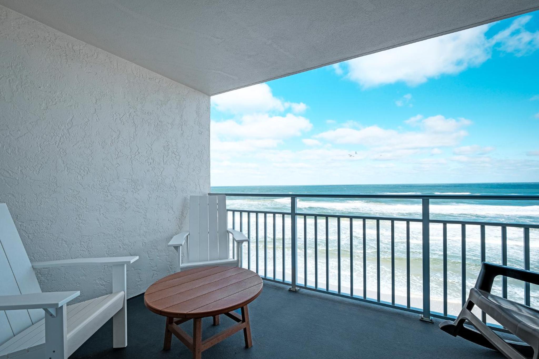 Direct Oceanfront Condo, No-Drive Beach, Great Beach View From Private Balcony