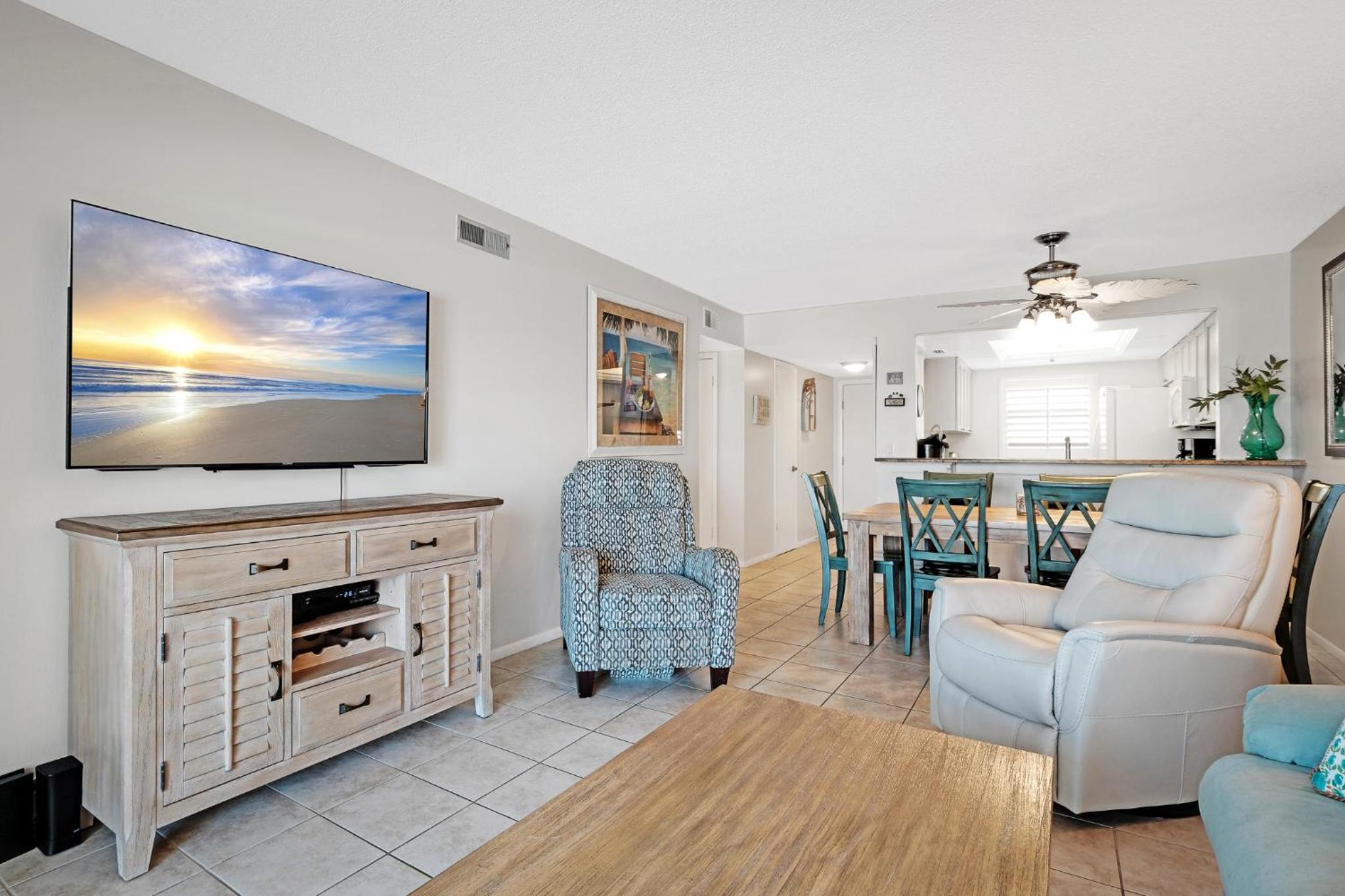 Direct Oceanfront Condo, No-Drive Beach, Great Beach View From Private Balcony