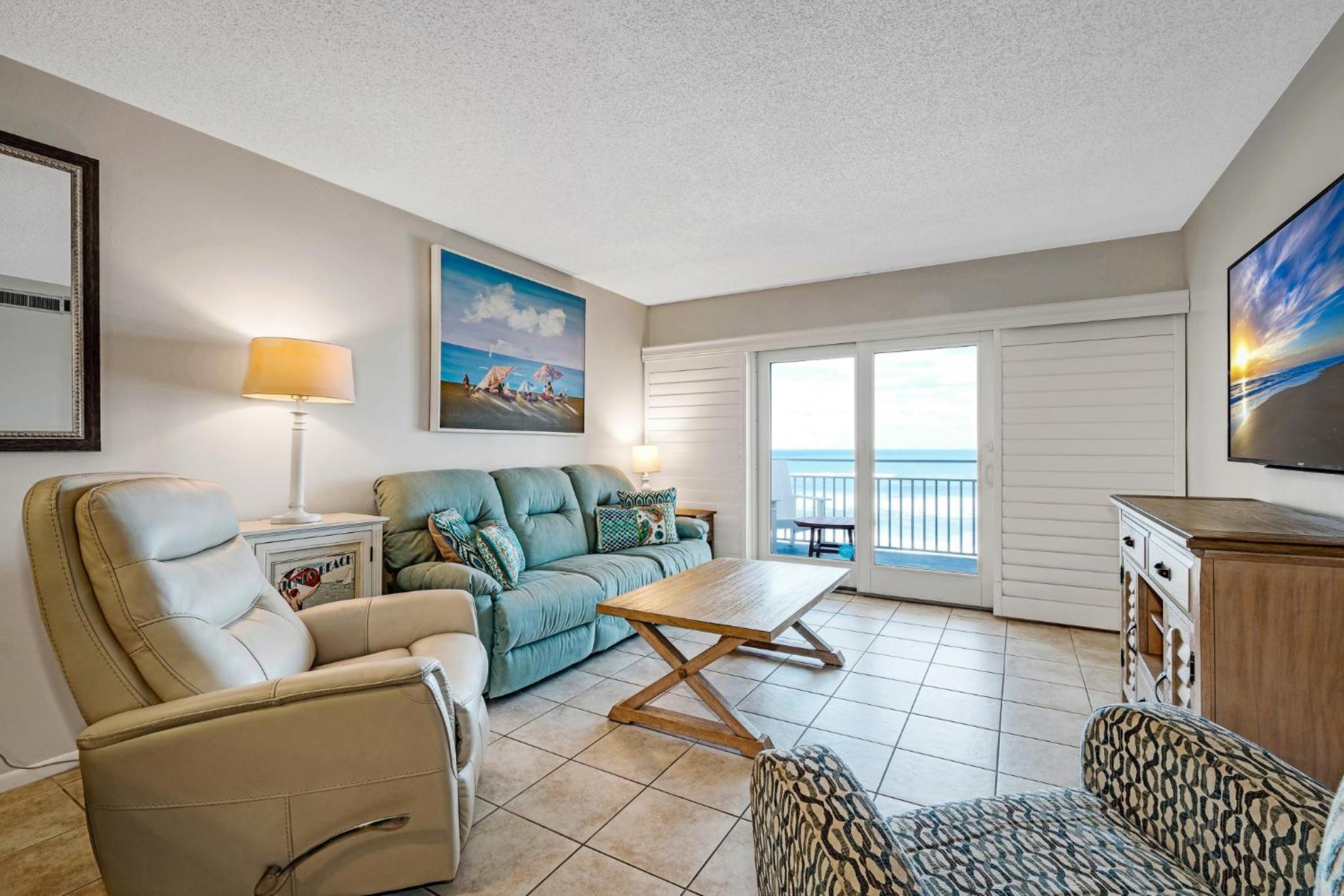 Direct Oceanfront Condo, No-Drive Beach, Great Beach View From Private Balcony