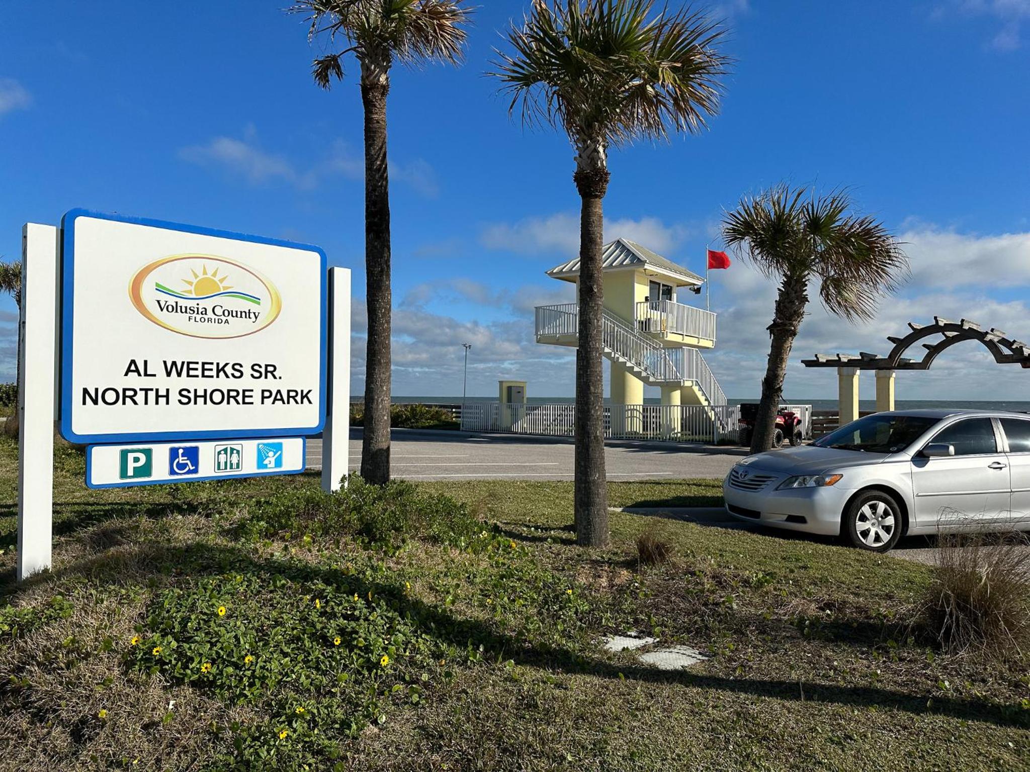 Oceanfront spectacular views with direct beach and pool access!