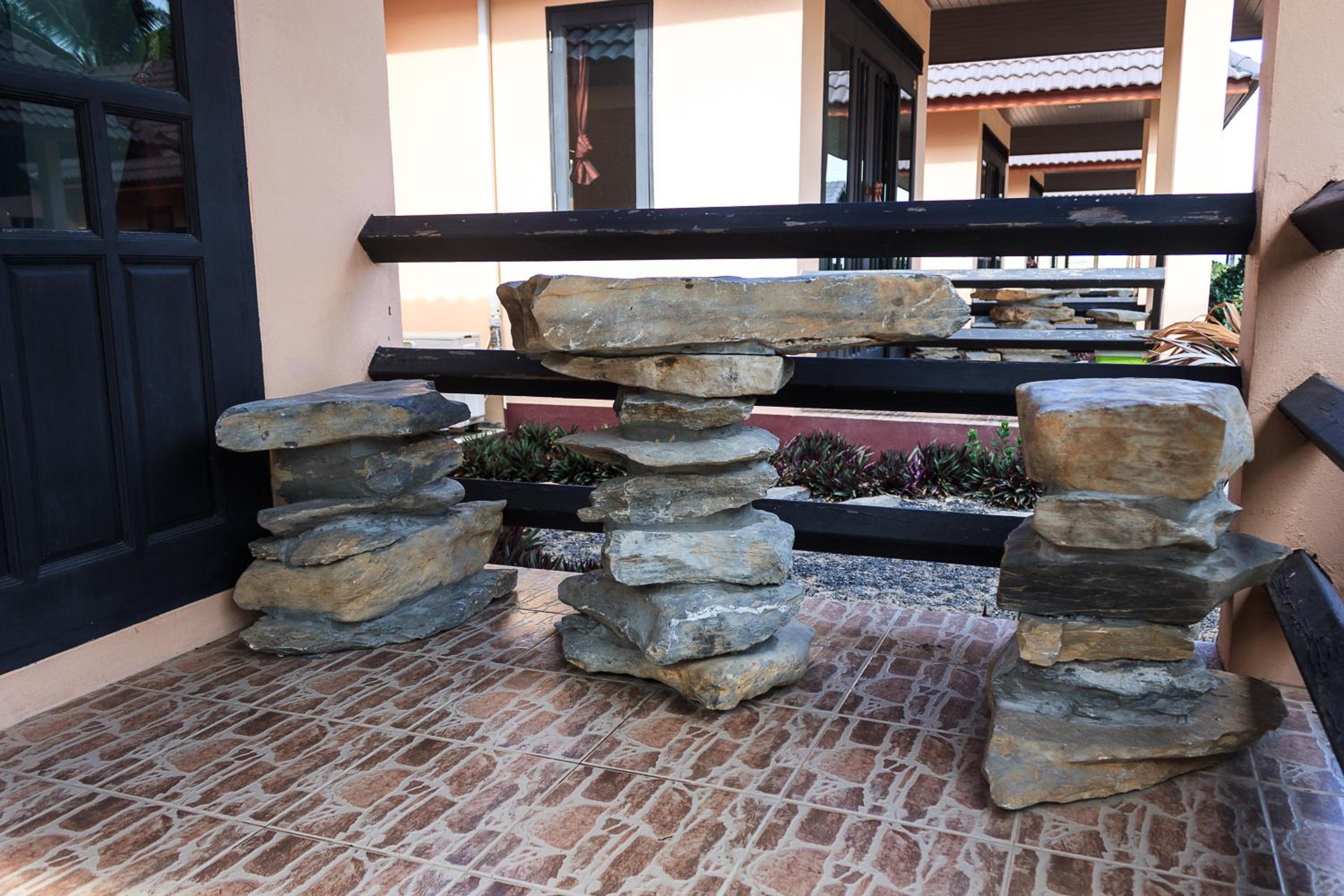 Needa Rock Resort